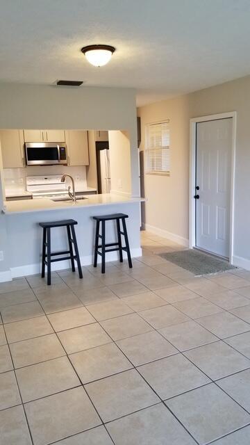 6537 SE Federal Hwy 102 Highway SE 102, Stuart, FL 34994, Stuart