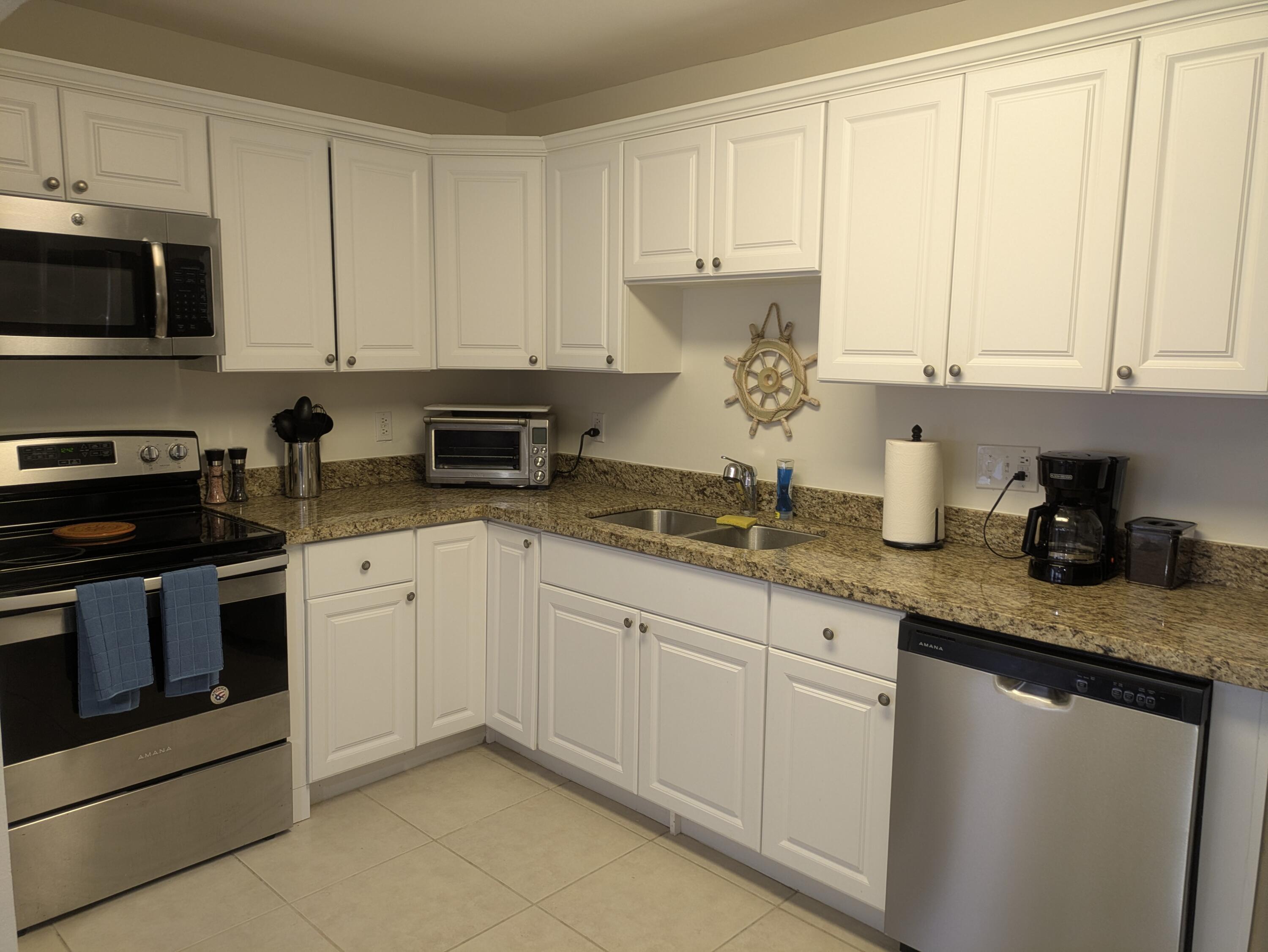 1772 Gulfstream Avenue E1, Fort Pierce, FL 34949, Fort Pierce - Photo 5