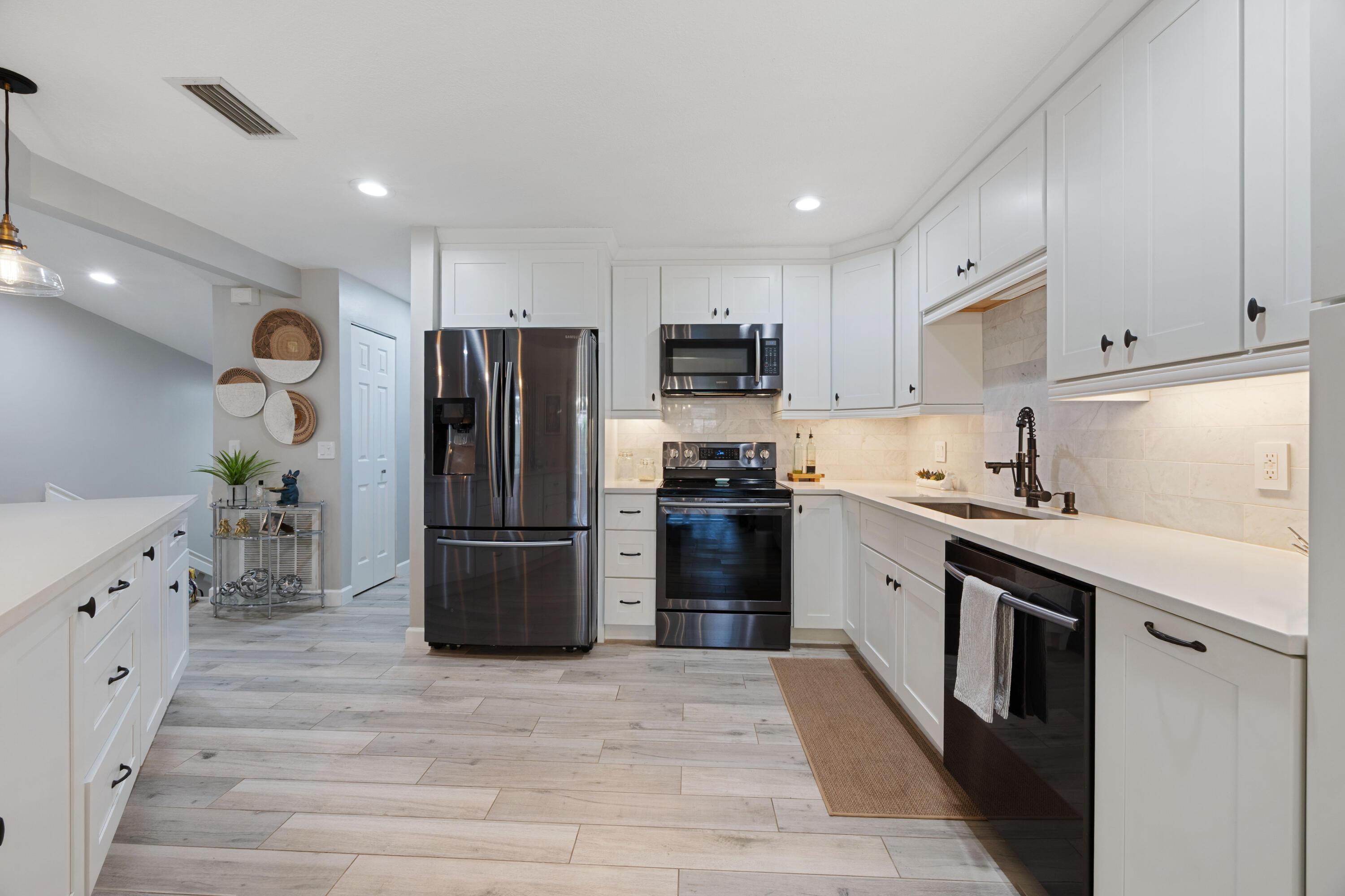 5710 Coach House Circle F, Boca Raton, FL 33486, Boca Raton - Photo 5