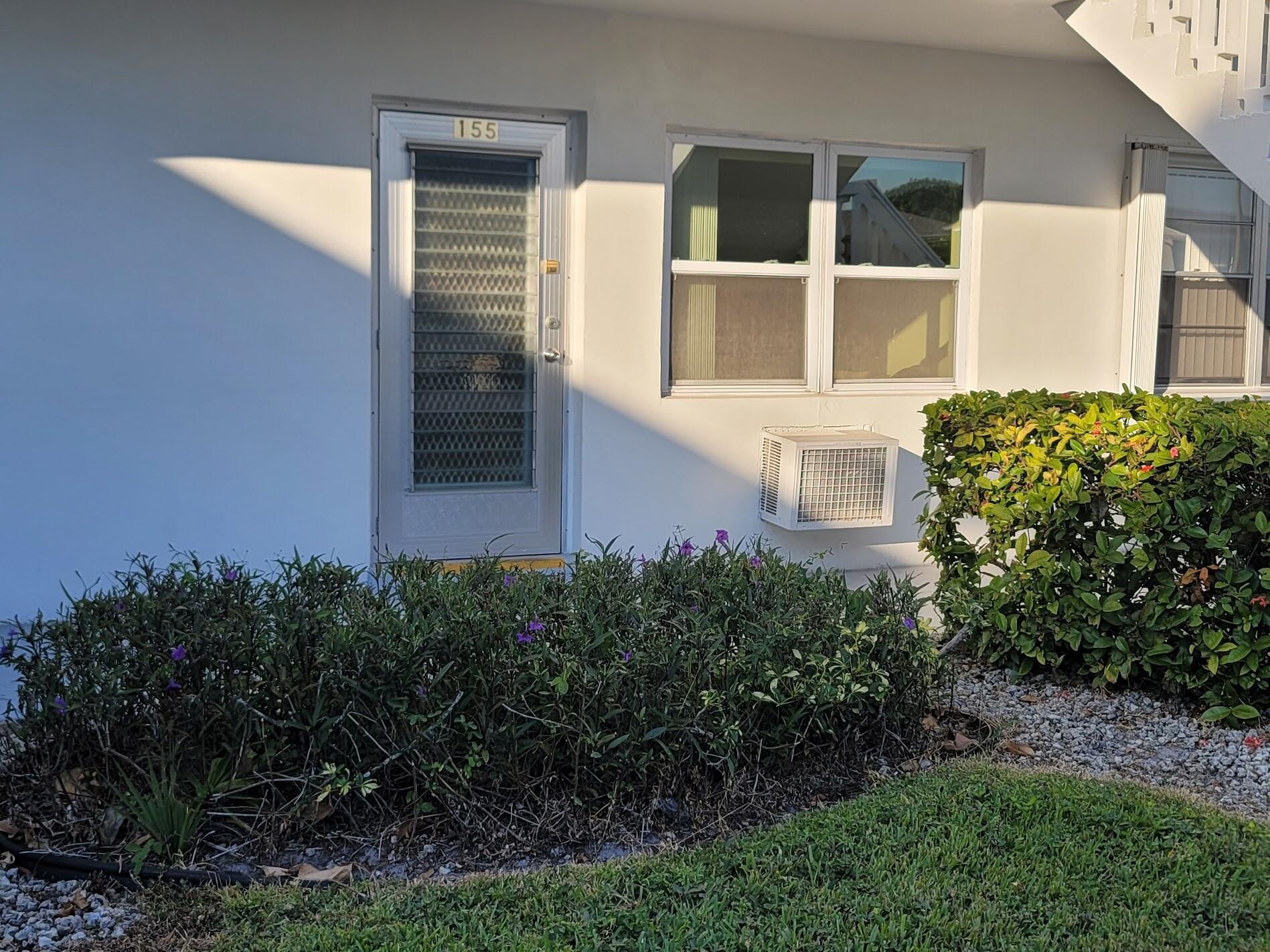 155 Coventry, West Palm Beach, FL 33417, West Palm Beach - Photo 3
