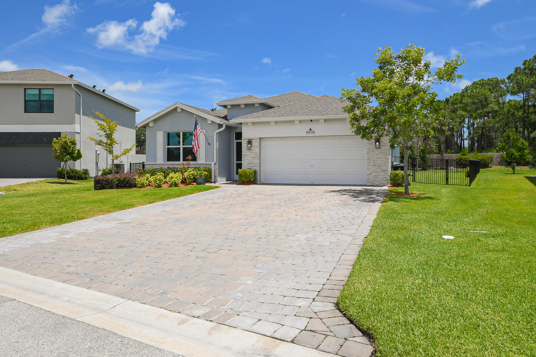 5970 SE Skyblue Circle, Stuart, FL 34997, Stuart - Photo 3