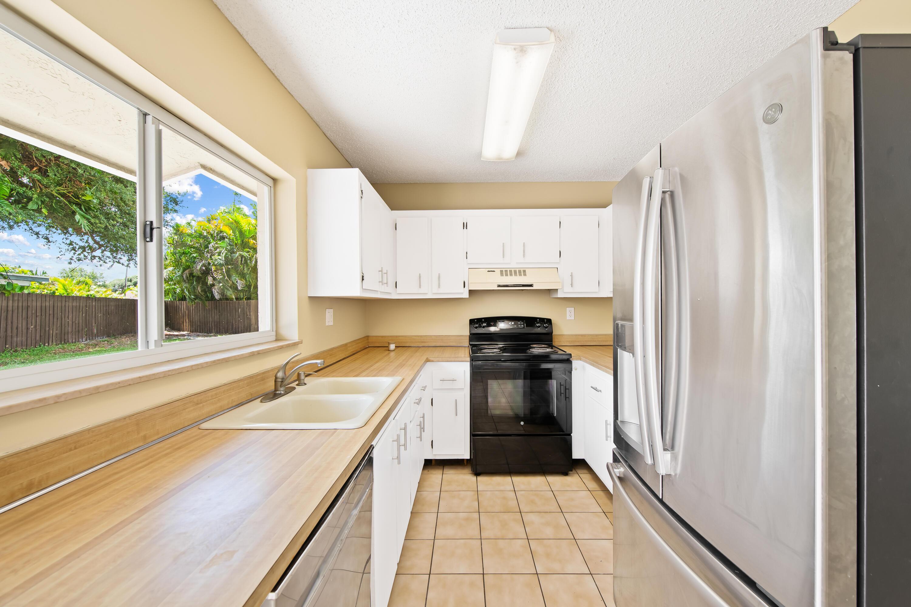 18451 Spanish Isles Place, Boca Raton, FL 33496, Boca Raton - Photo 5