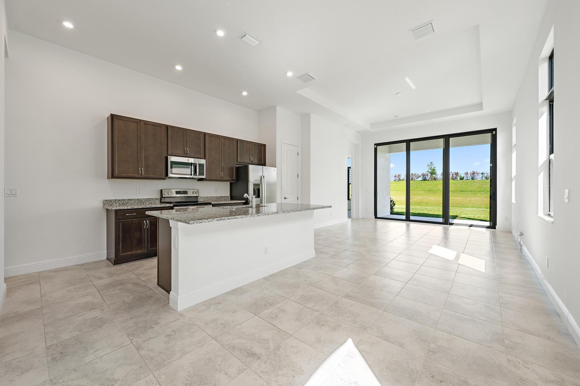 10135 SW Latium Way, Port St. Lucie, FL 34987, Port St. Lucie - Photo 3