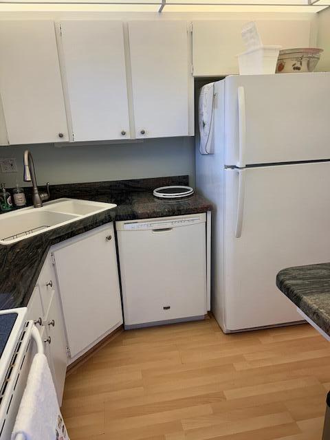 1955 SW Palm City Road 28 H, Stuart, FL 34994, Stuart - Photo 4