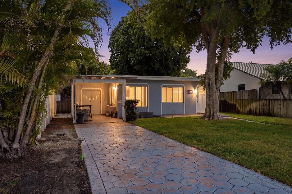 712 NE 10th Avenue, Pompano Beach, FL 33060, Pompano Beach - Photo 3