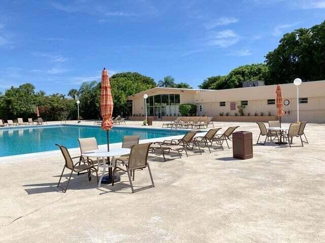 480 Executive Center Drive 4a, West Palm Beach, FL 33401, West Palm Beach - Photo 3