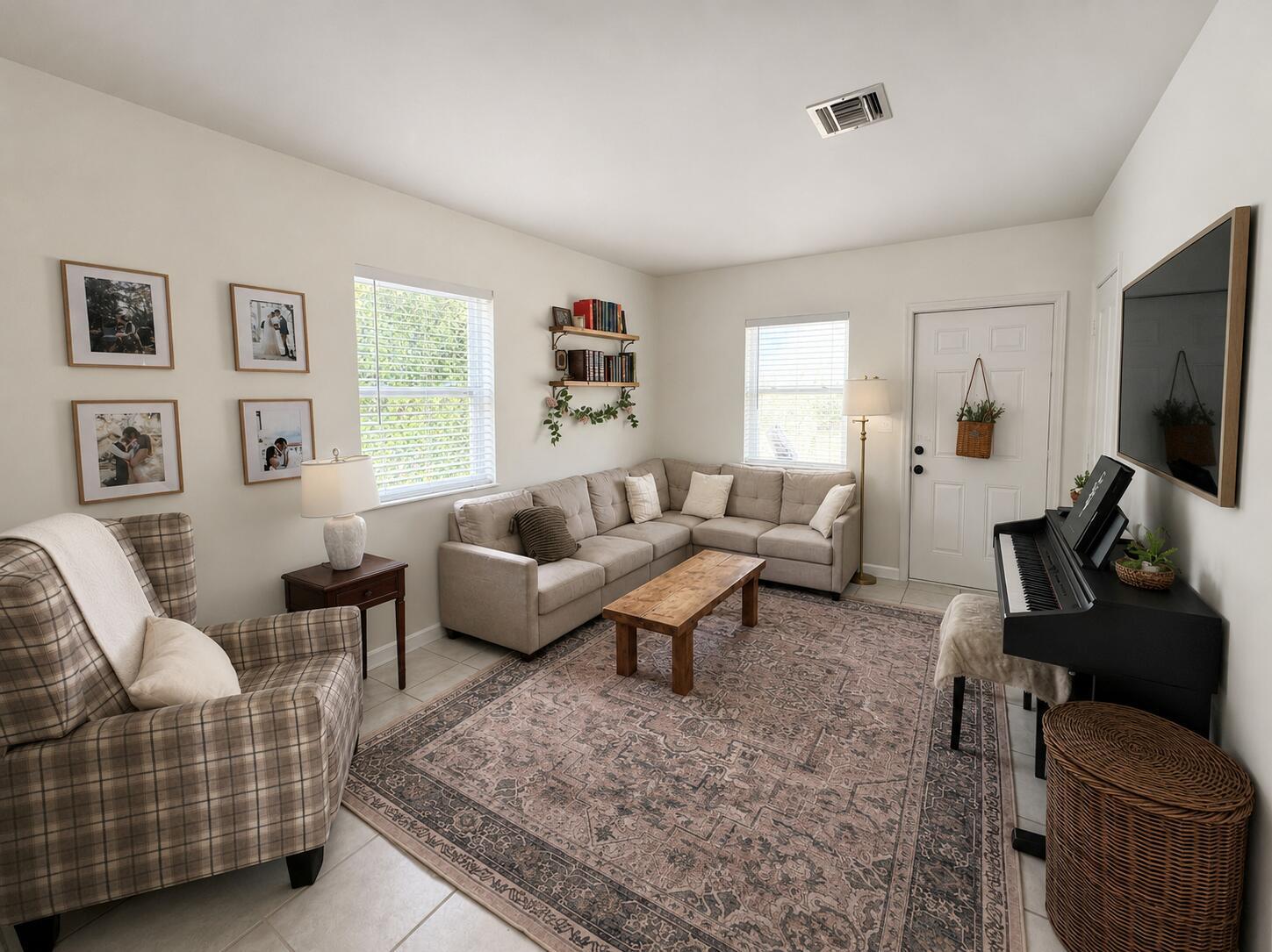 818 Glenridge Drive, West Palm Beach, FL 33405, West Palm Beach - Photo 3