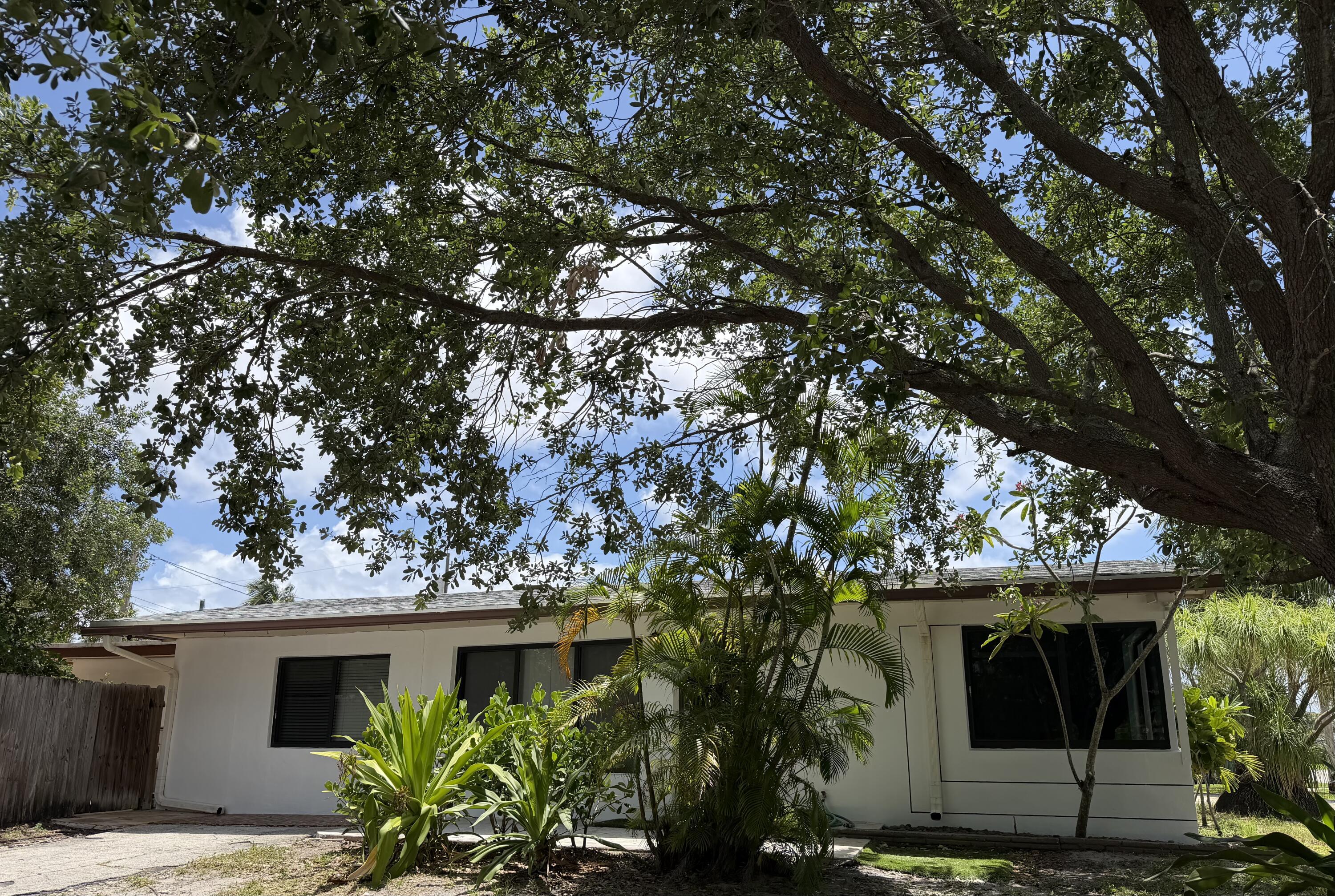 4250 NE 12th Avenue, Pompano Beach, FL 33064, Pompano Beach