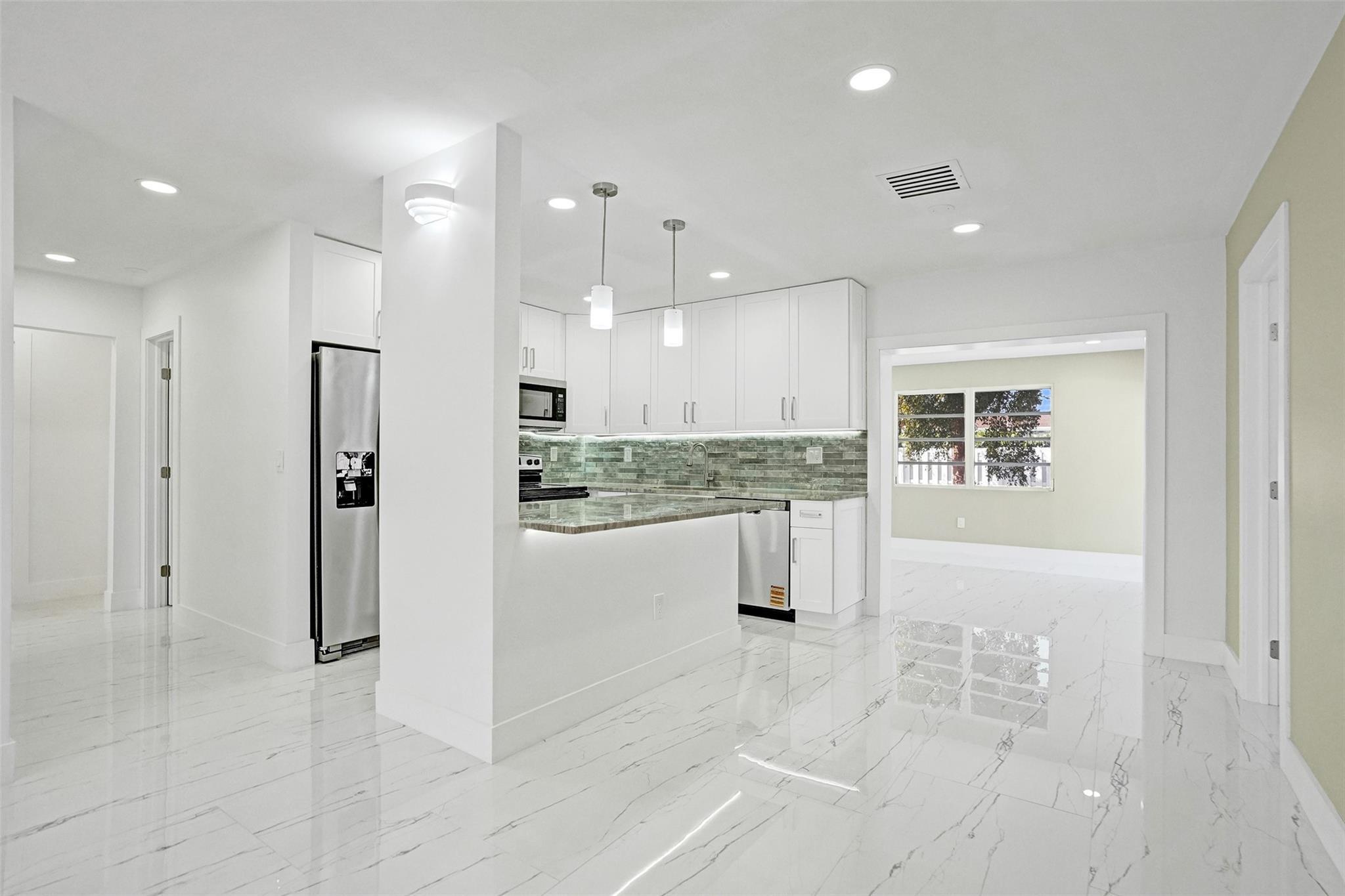 1437 SW 1st Avenue, Deerfield Beach, FL 33441, Deerfield Beach - Photo 4