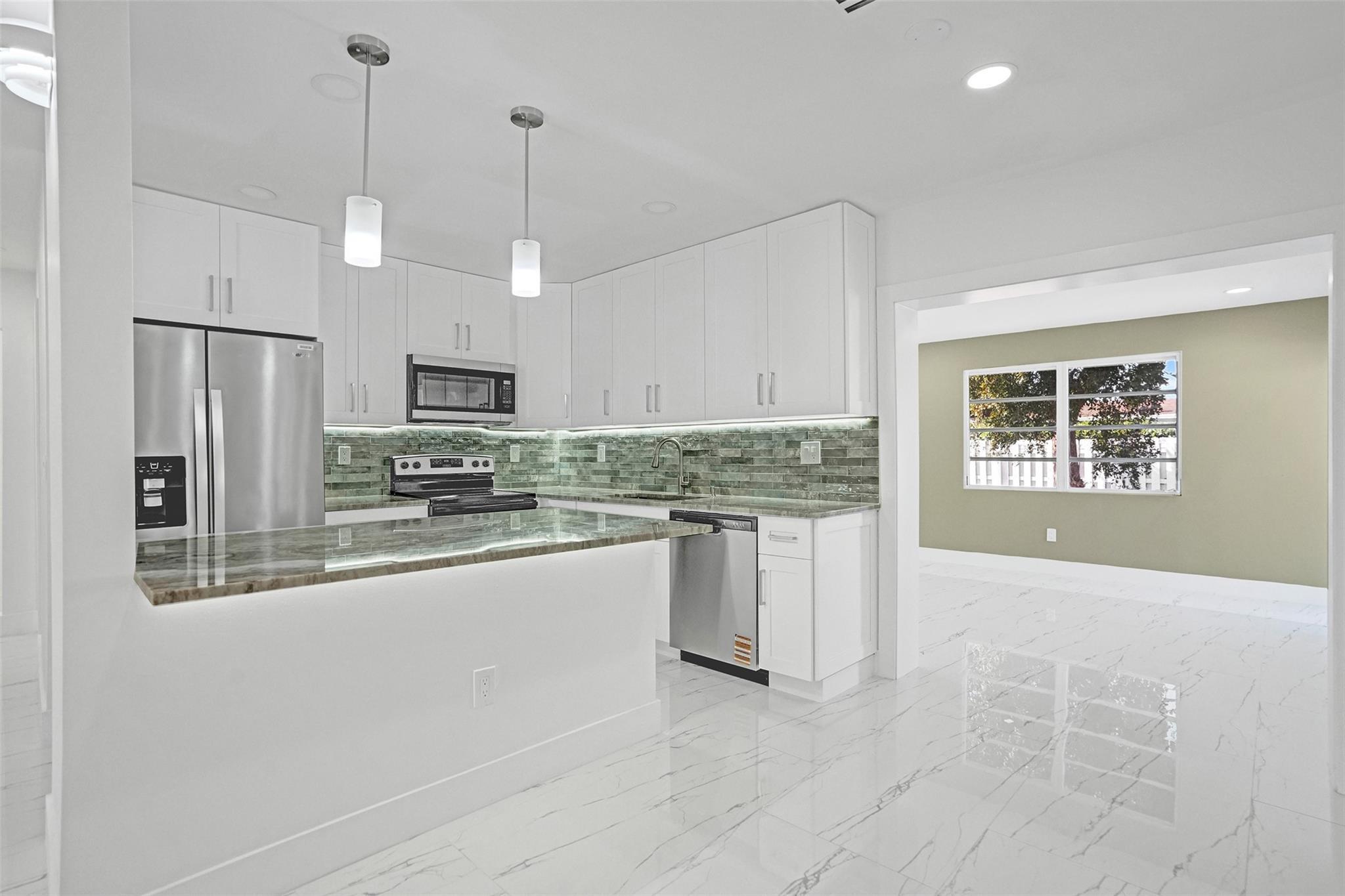 1437 SW 1st Avenue, Deerfield Beach, FL 33441, Deerfield Beach - Photo 5