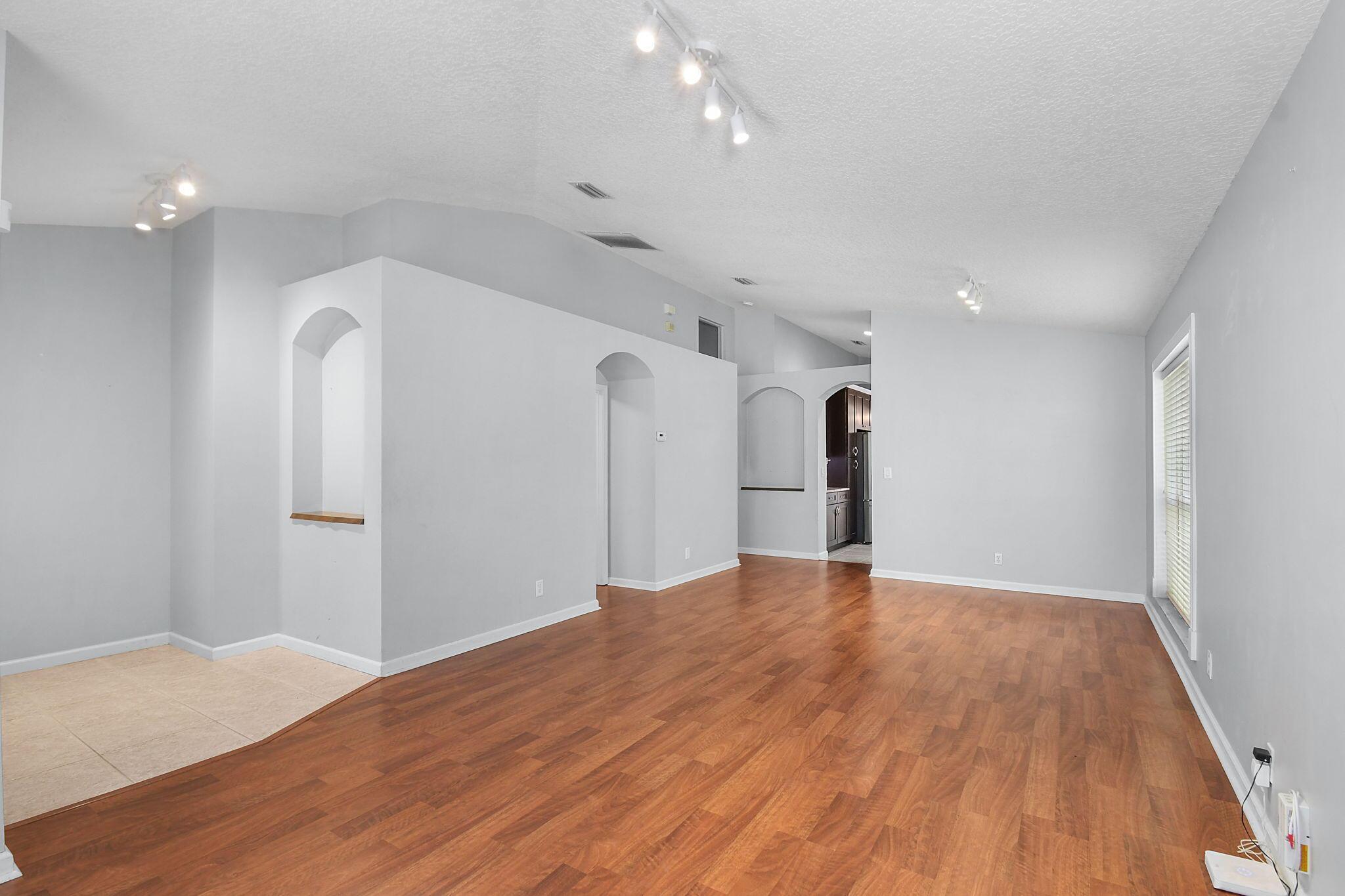 1959 NW Marsh Rabbit Lane, Jensen Beach, FL 34957, Jensen Beach - Photo 4