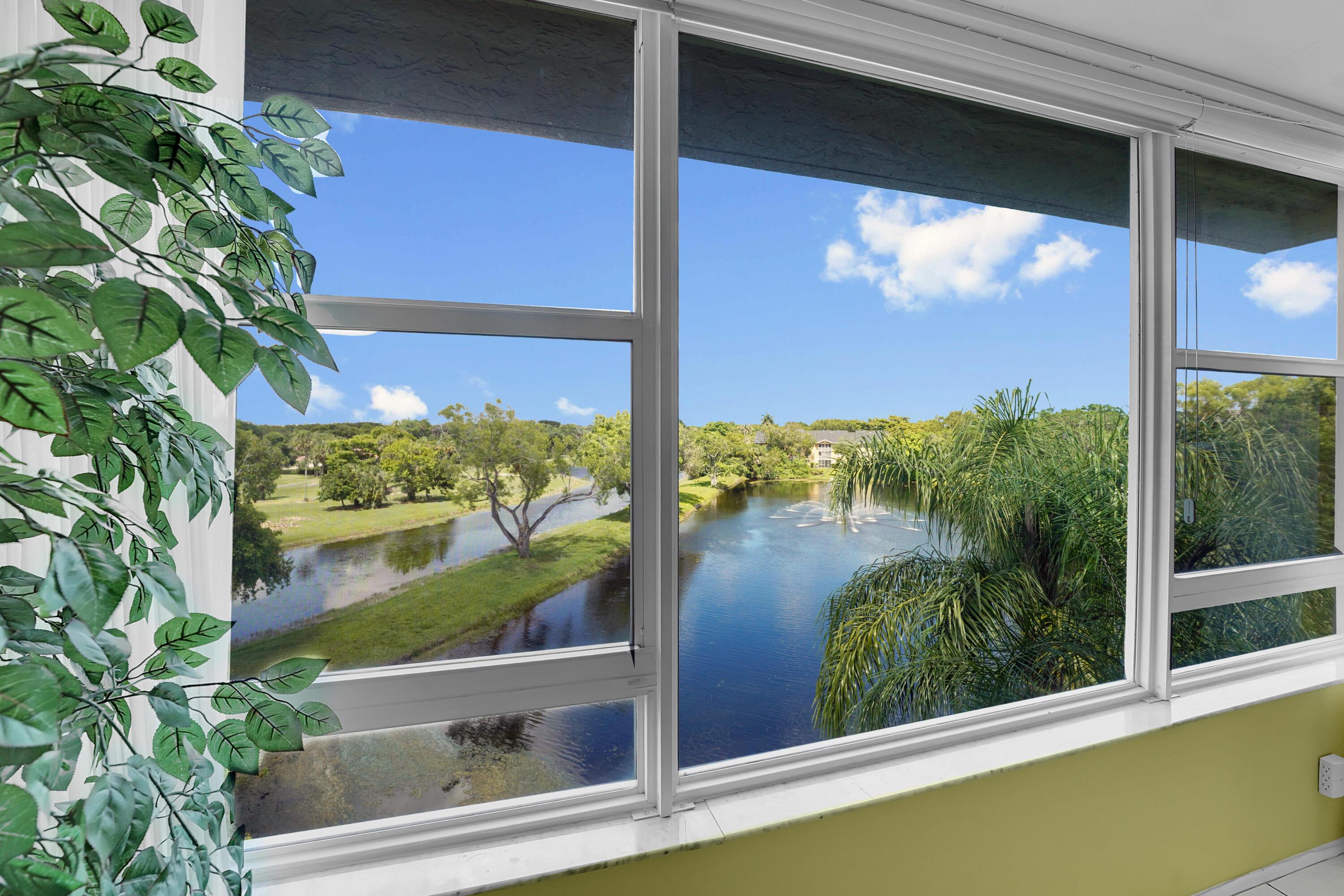 4145 Cypress Reach Court 505, Pompano Beach, FL 33069, Pompano Beach - Photo 2