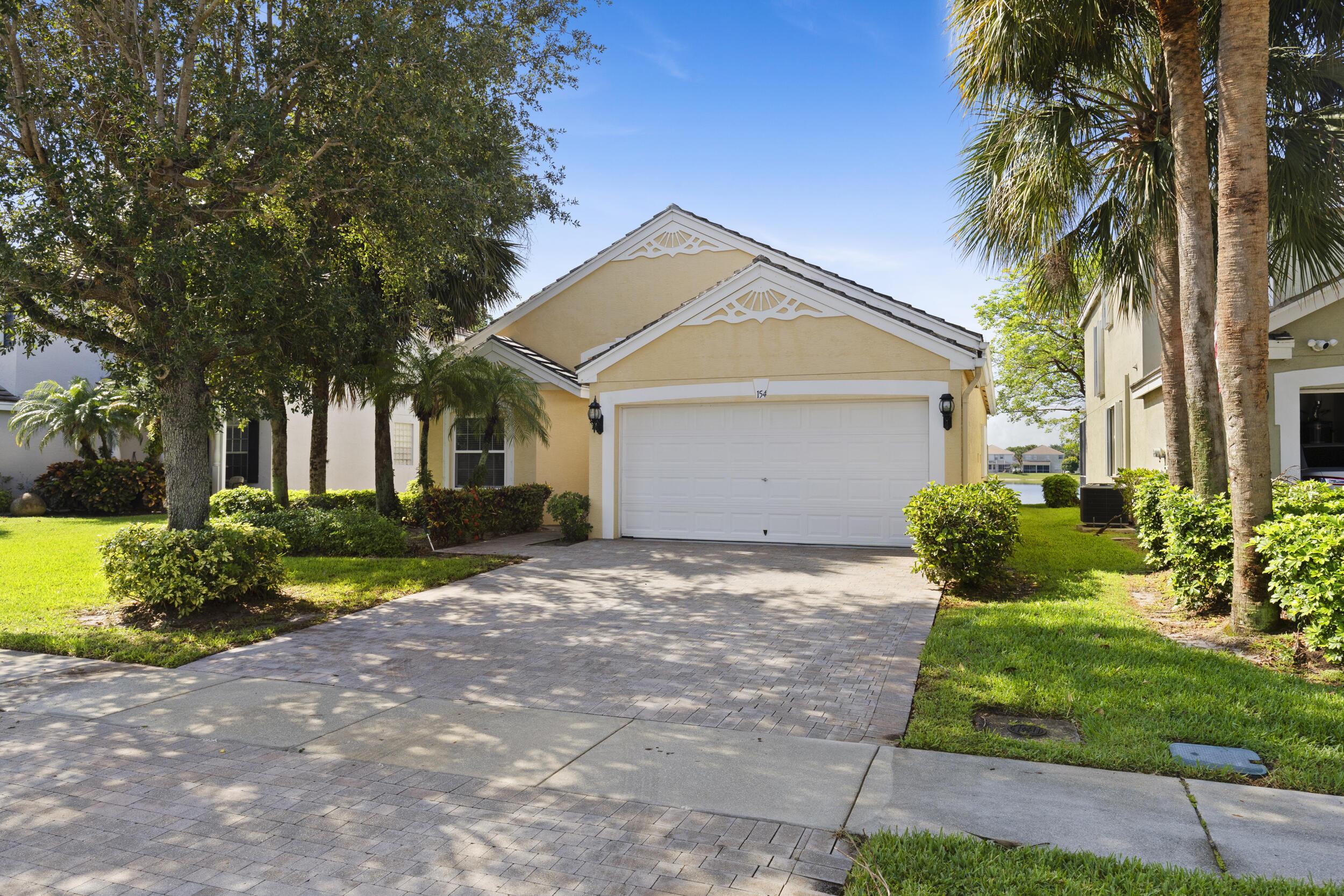 154 Berenger Walk, Royal Palm Beach, FL 33414, Royal Palm Beach - Photo 5