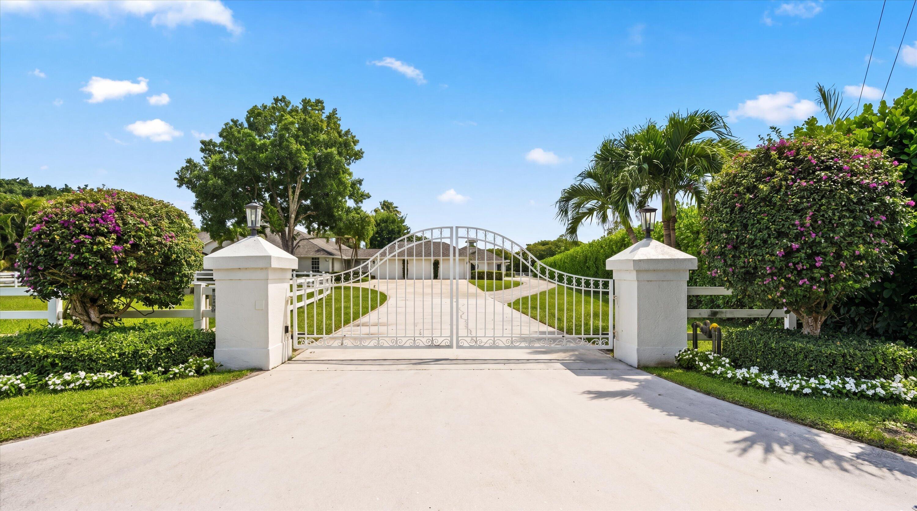 14466 Laurel Trail House, Wellington, FL 33414, Wellington - Photo 2