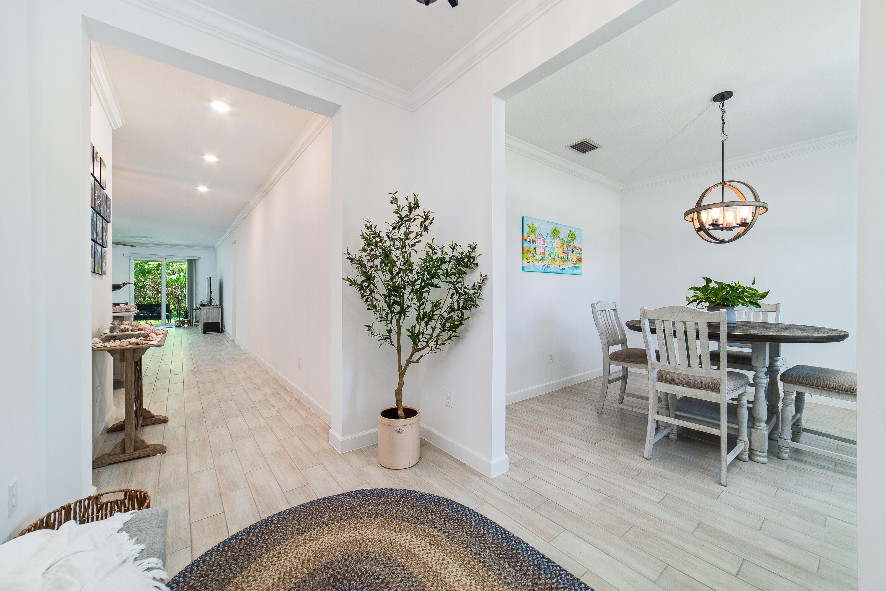 4749 Wellington Way SW, Vero Beach, FL 32968, Vero Beach - Photo 4