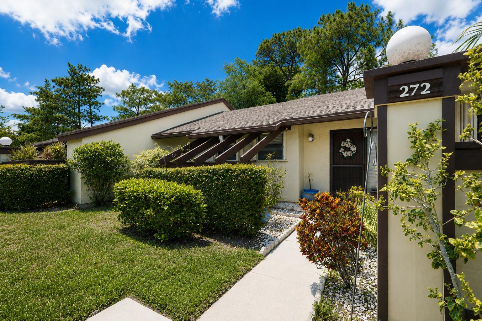 272 Beaver Dam Court, Royal Palm Beach, FL 33411, Royal Palm Beach - Photo 2