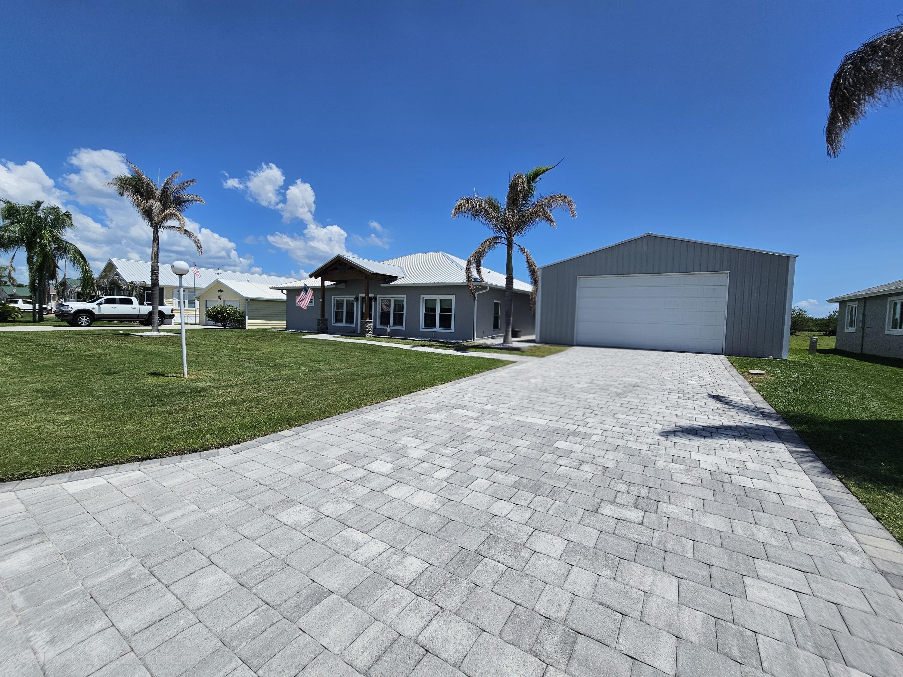 926 SW 44th Boulevard, Okeechobee, FL 34974, Okeechobee - Photo 2