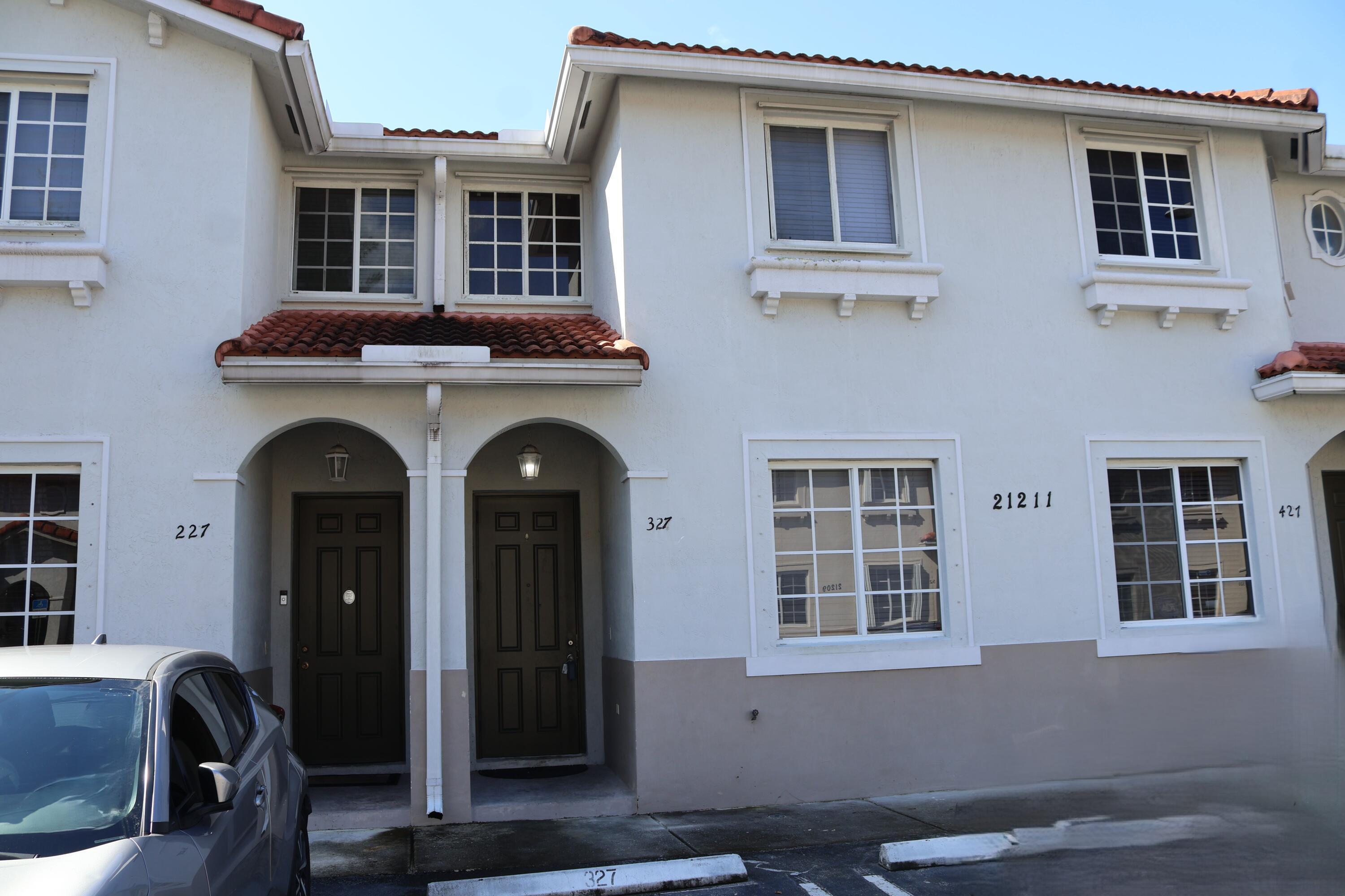 21211 NW 14th Place 3-27, Miami Gardens, FL 33169, Miami Gardens