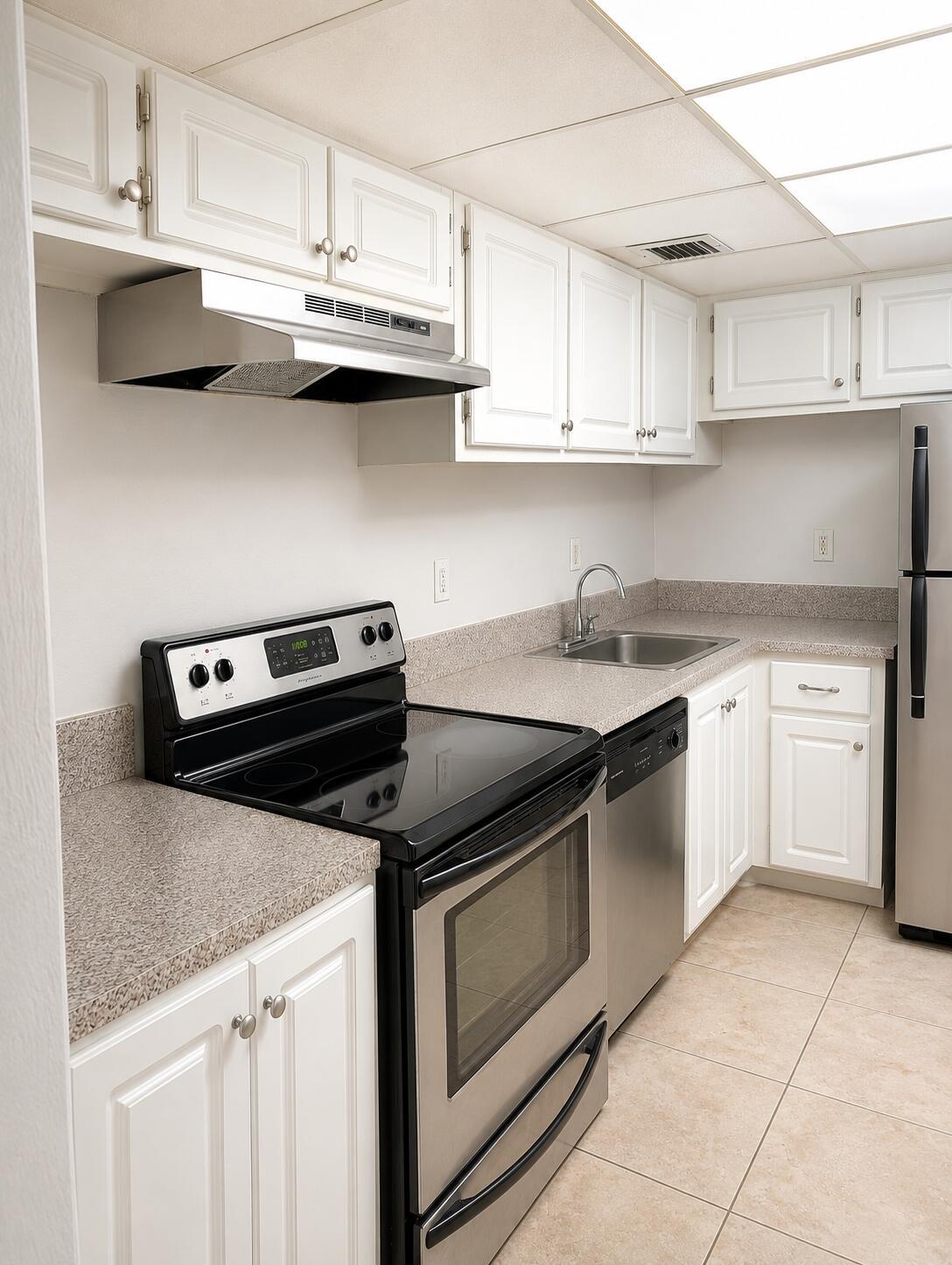 1800 Sans Souci Boulevard 424, North Miami, FL 33181, North Miami - Photo 5