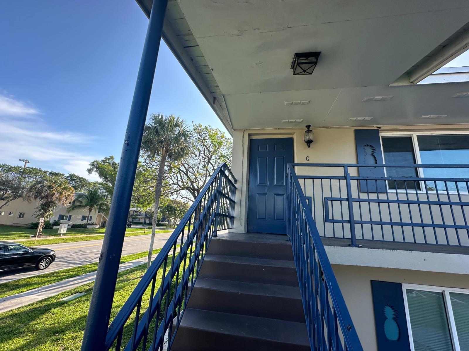 817 Lighthouse Drive C, North Palm Beach, FL 33408, North Palm Beach - Photo 2
