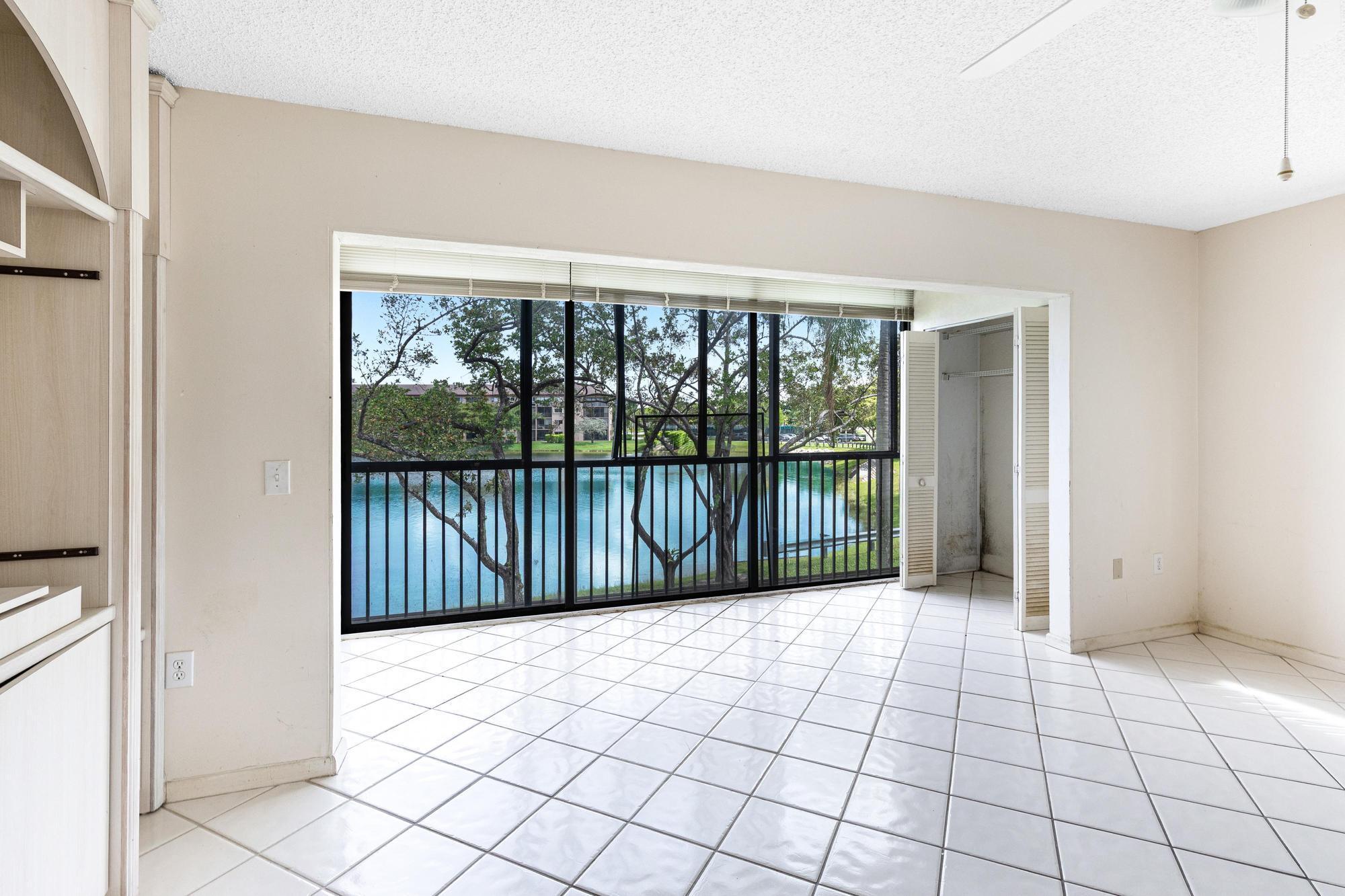 13701 SW 12th Street 215a, Pembroke Pines, FL 33027, Pembroke Pines - Photo 2