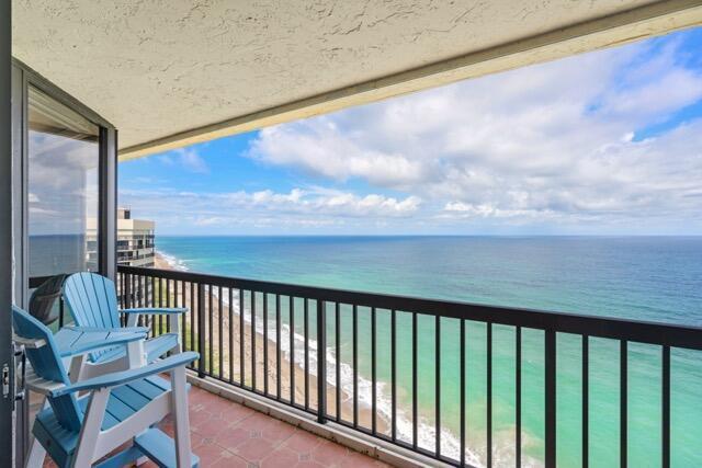 9550 S Ocean Drive PH4, Jensen Beach, FL 34957, Jensen Beach - Photo 2