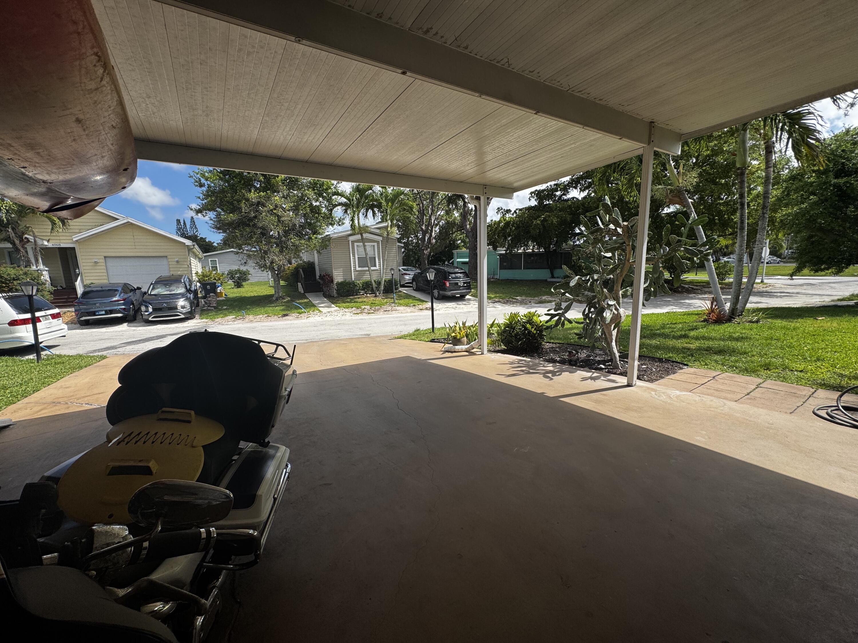 4081 4th Court, Lantana, FL 33462, Lantana - Photo 2