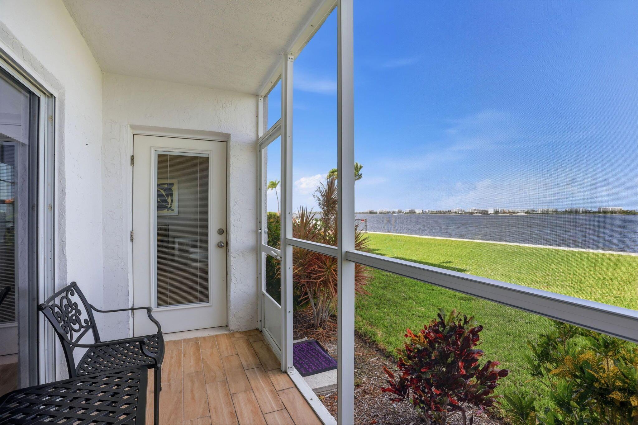 1516 S Lakeside Drive 103, Lake Worth Beach, FL 33460, Lake Worth Beach - Photo 4