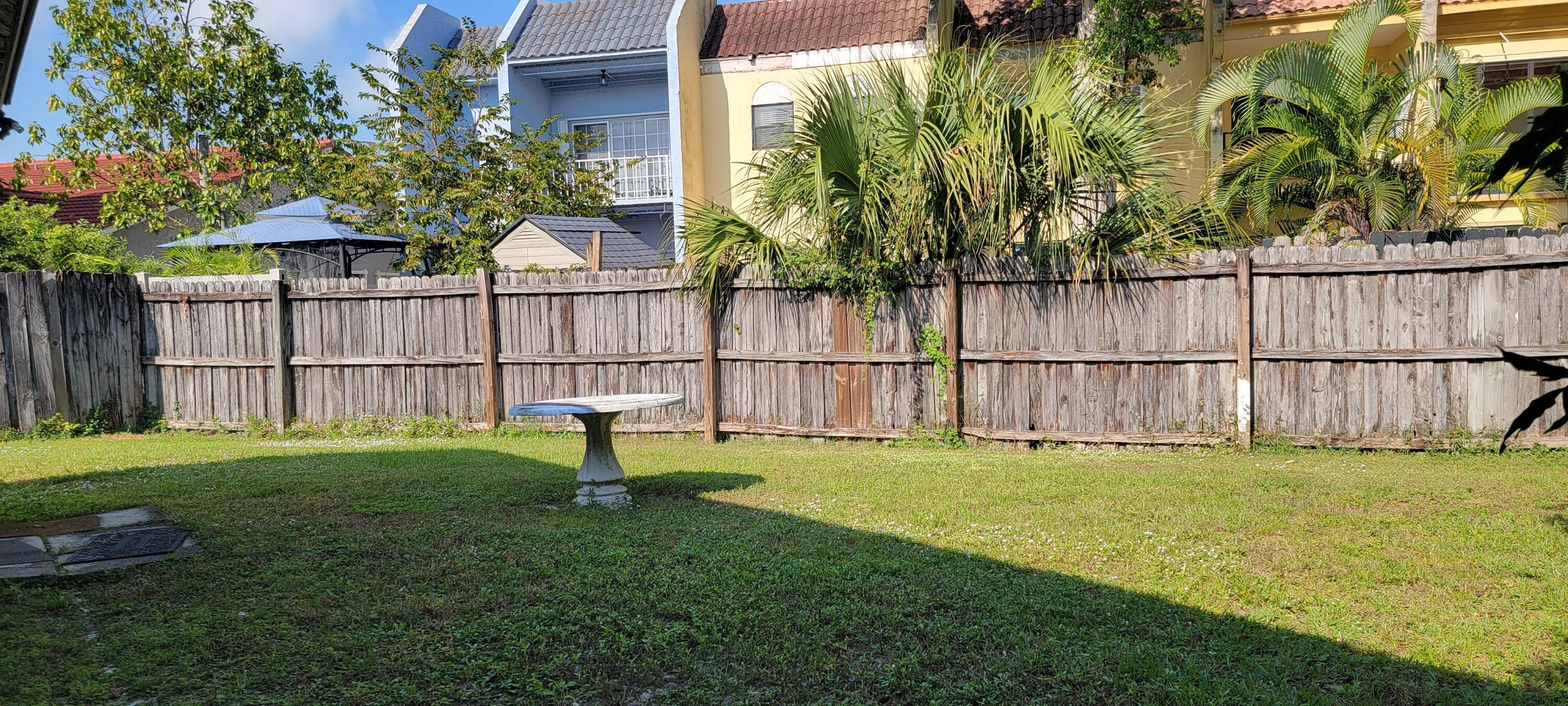 12738 Peconic Court, Wellington, FL 33414, Wellington - Photo 2
