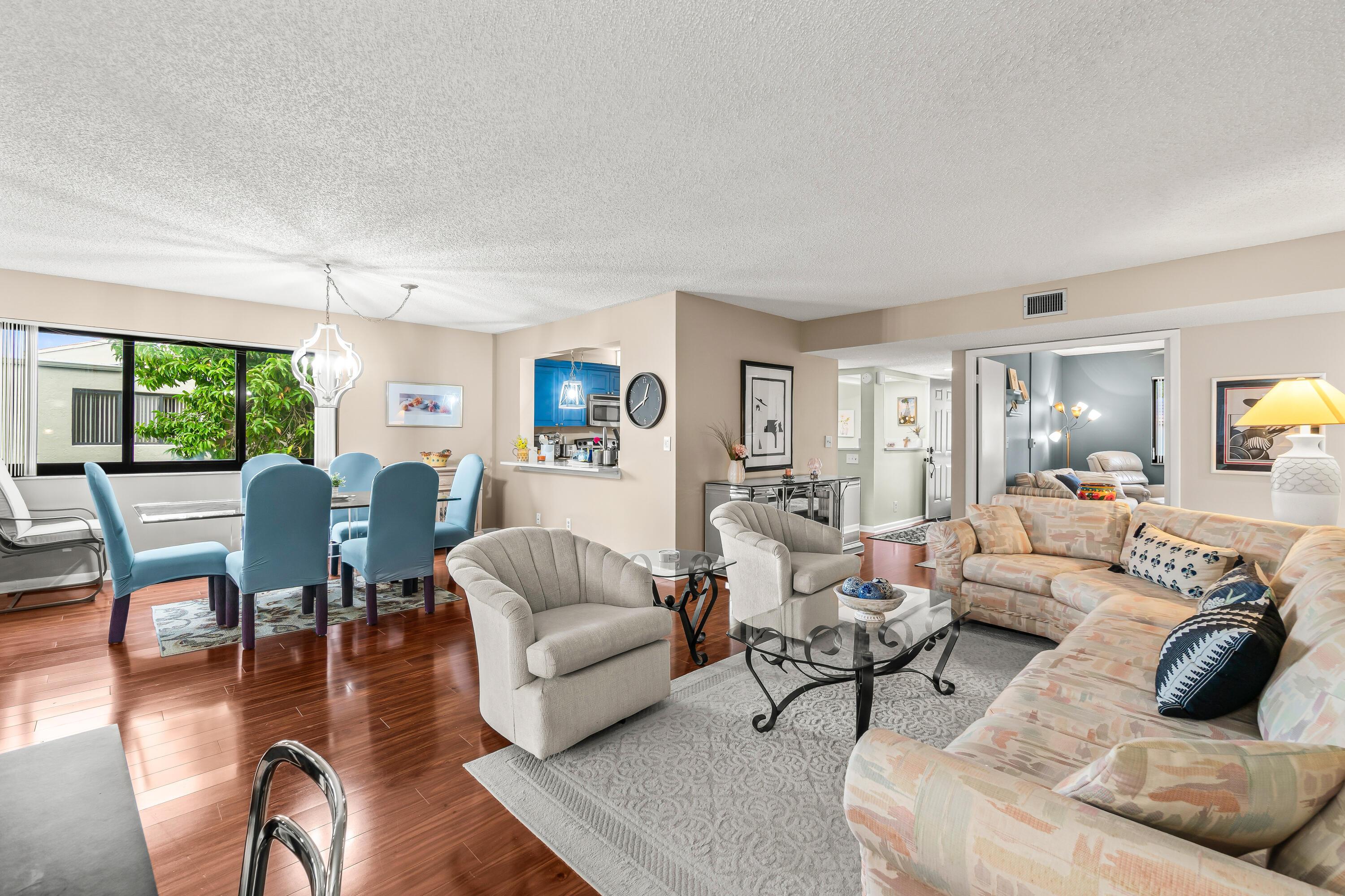 5687 Fairway Park Drive, Boynton Beach, FL 33437, Boynton Beach - Photo 3
