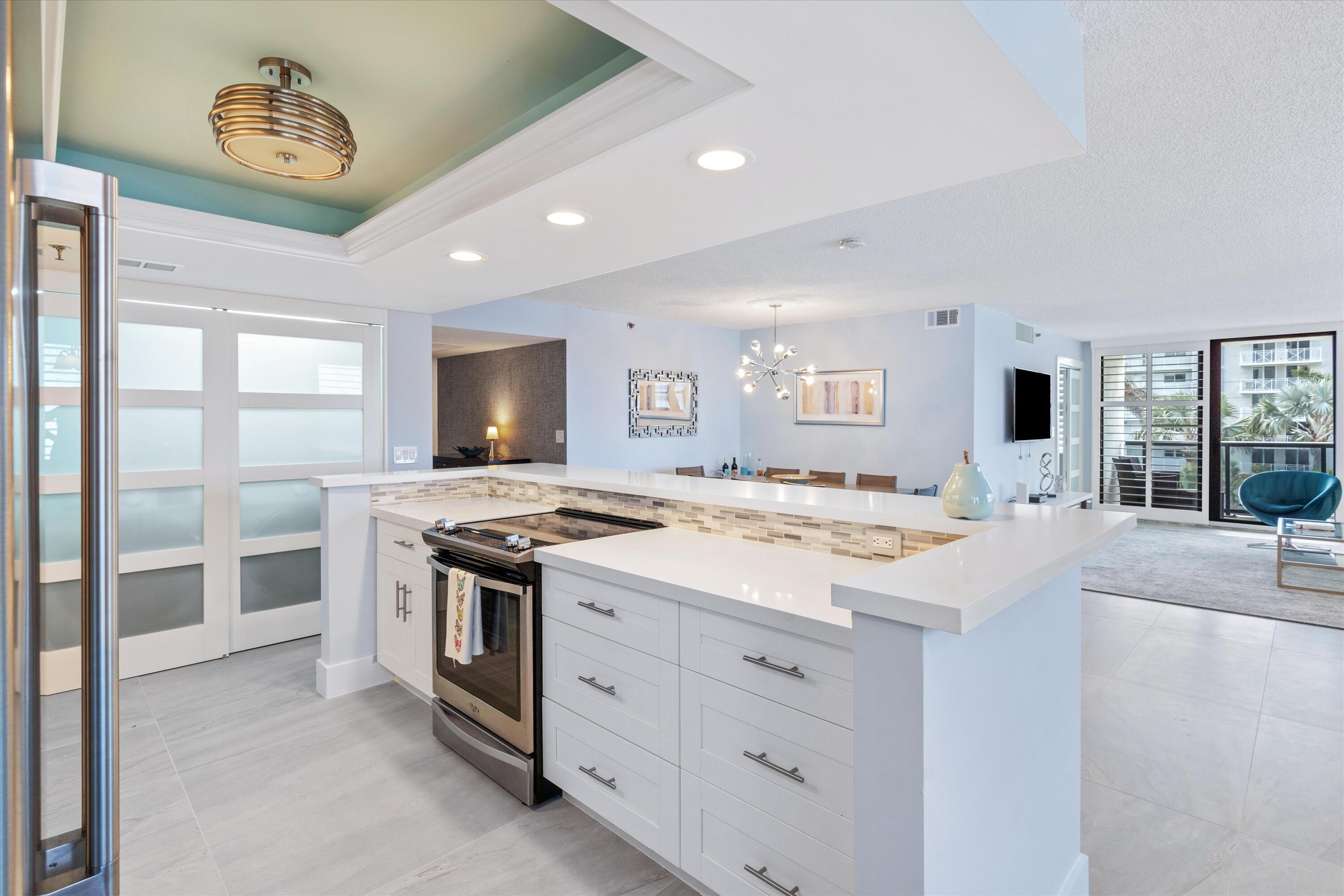 3115 S Ocean Boulevard 302, Highland Beach, FL 33487, Highland Beach - Photo 4