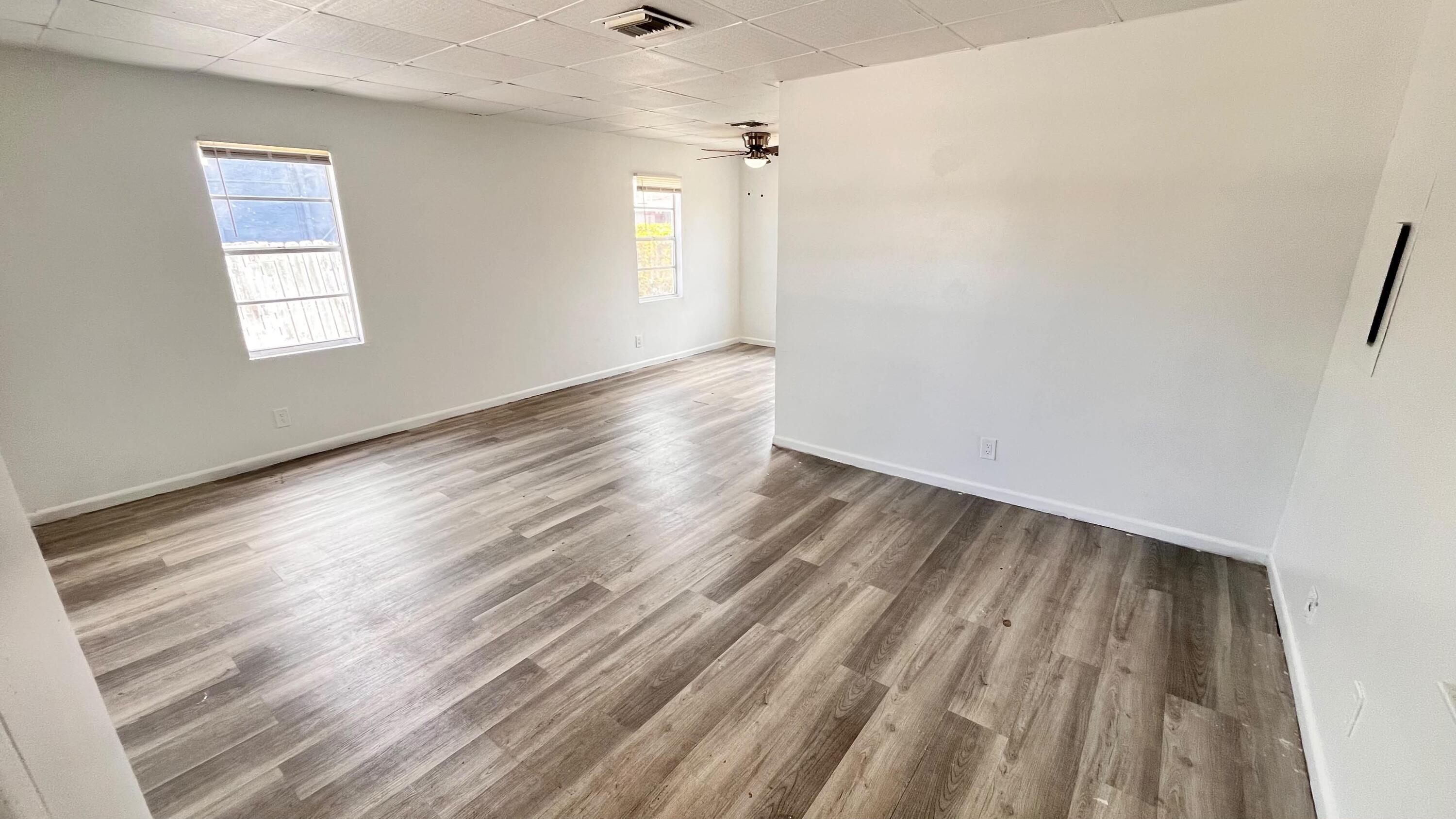 1000 W Lakewood Road 6, West Palm Beach, FL 33405, West Palm Beach - Photo 4