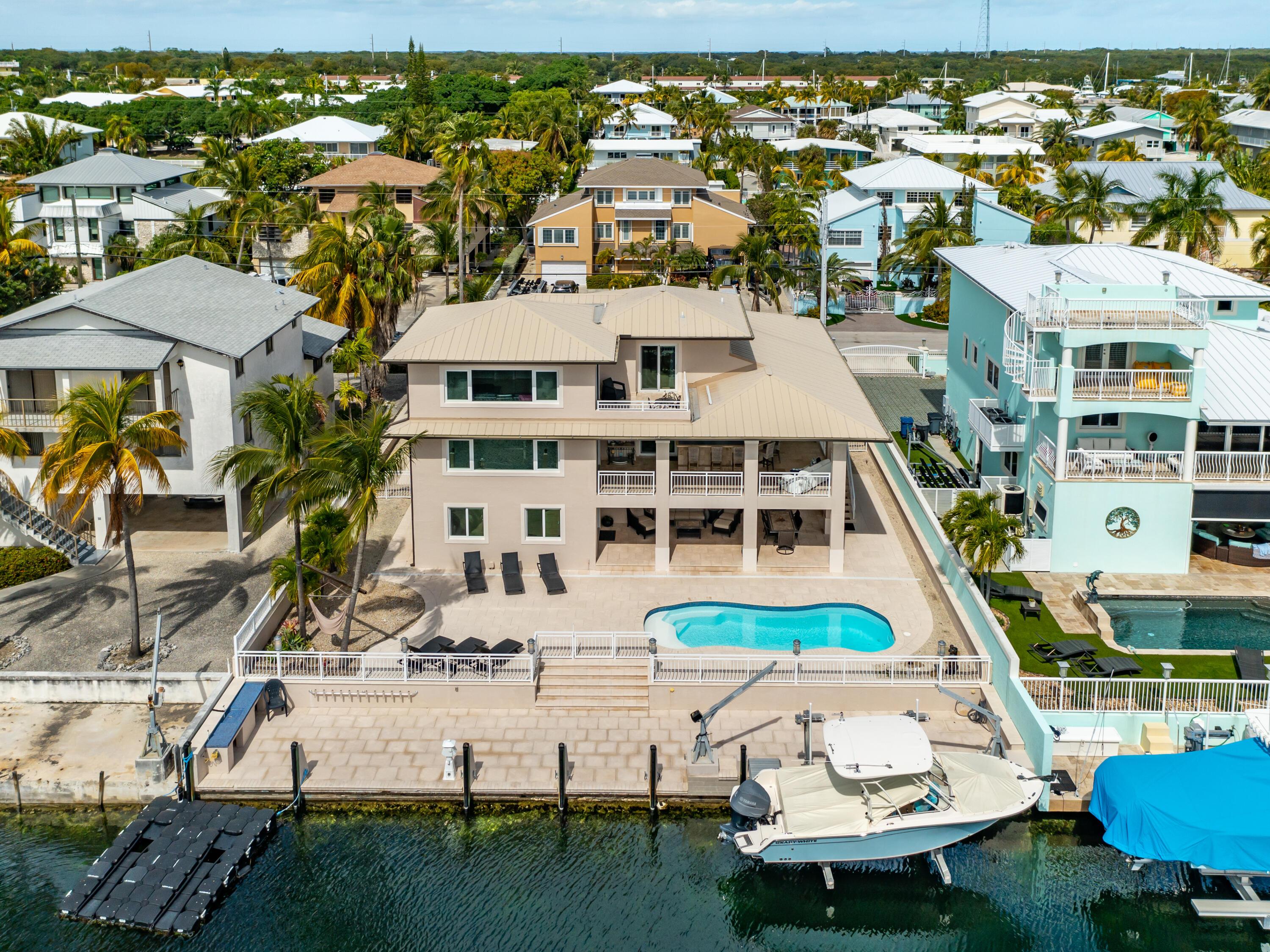397 Laguna Avenue, Key Largo, FL 33037, Key Largo - Photo 2
