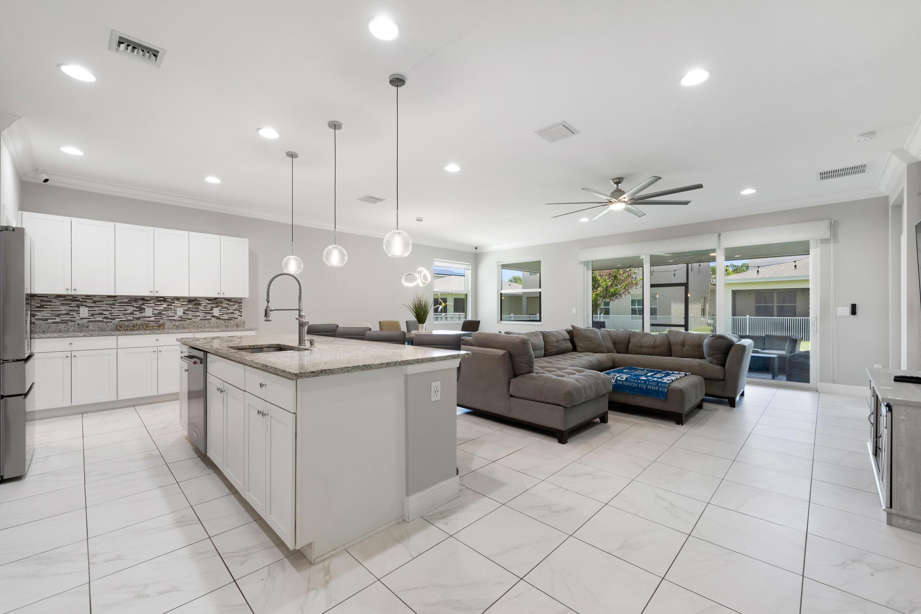 1600 NW Vivanco Street, Port St. Lucie, FL 34986, Port St. Lucie - Photo 3