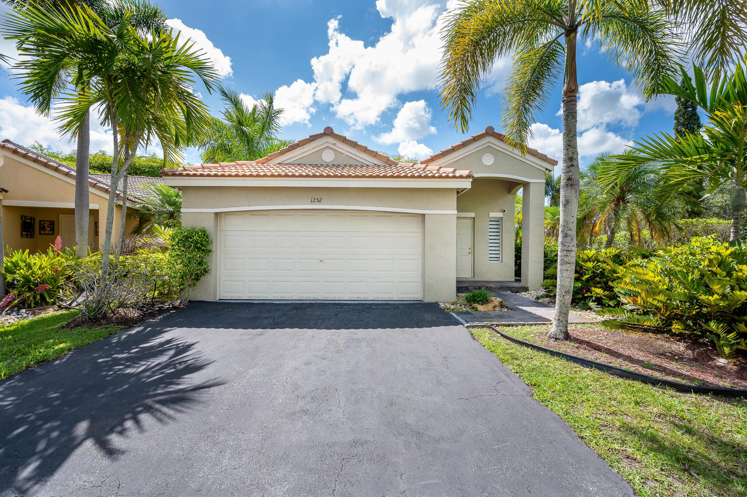 1252 Sabal Trail, Weston, FL 33327, Weston - Photo 2