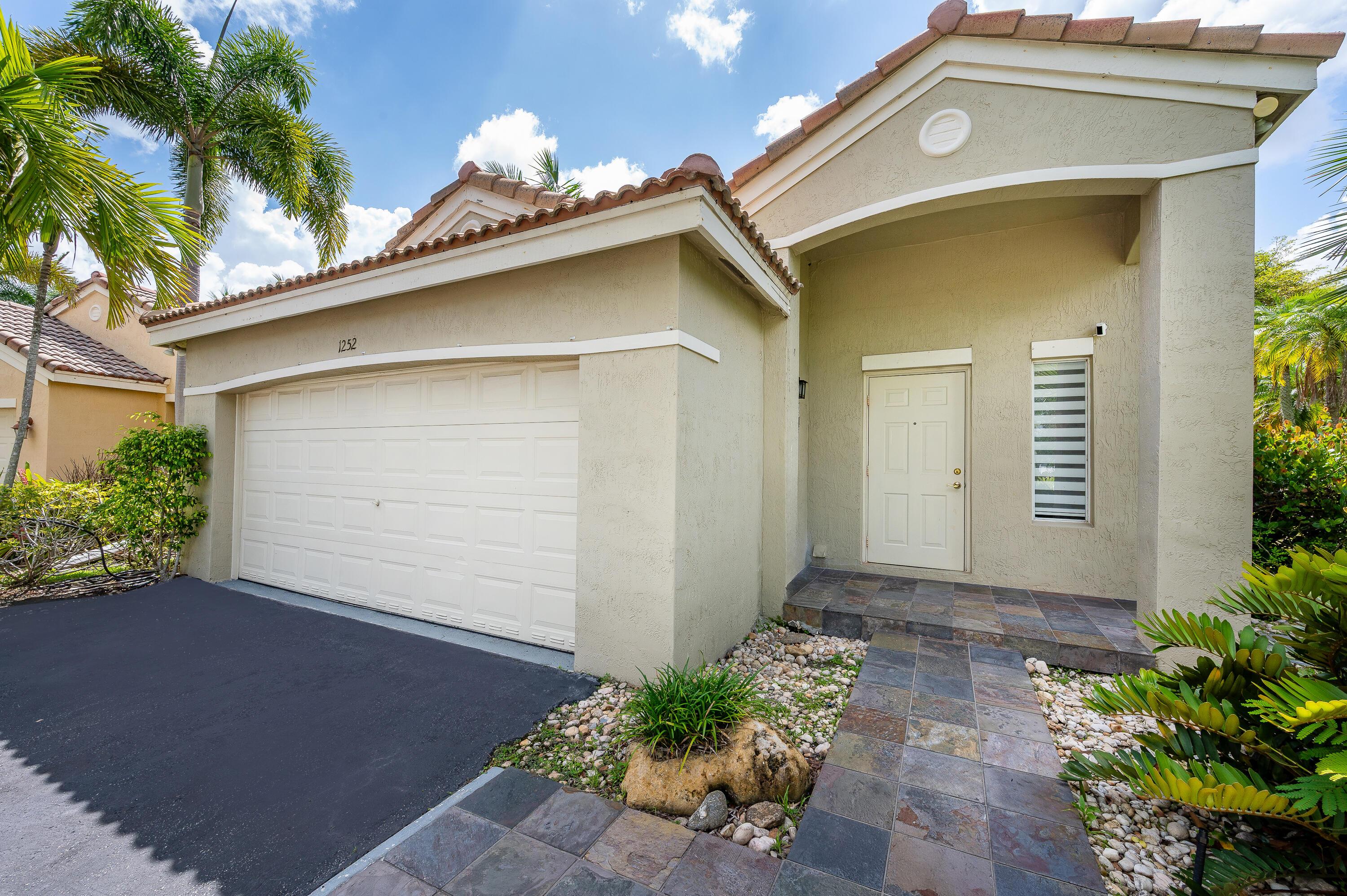 1252 Sabal Trail, Weston, FL 33327, Weston - Photo 3