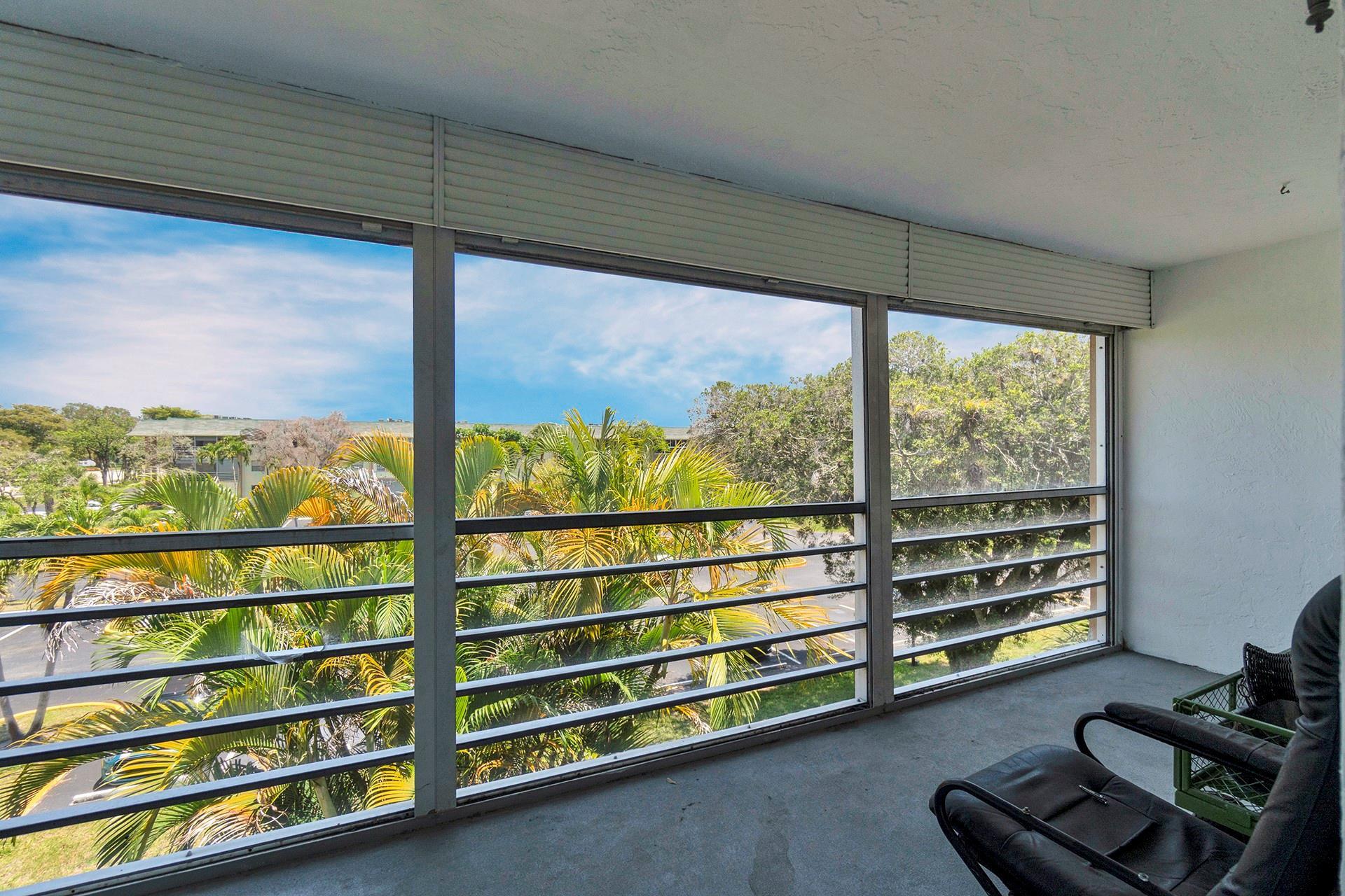 5190 E Sabal Palm Boulevard 304, Tamarac, FL 33319, Tamarac