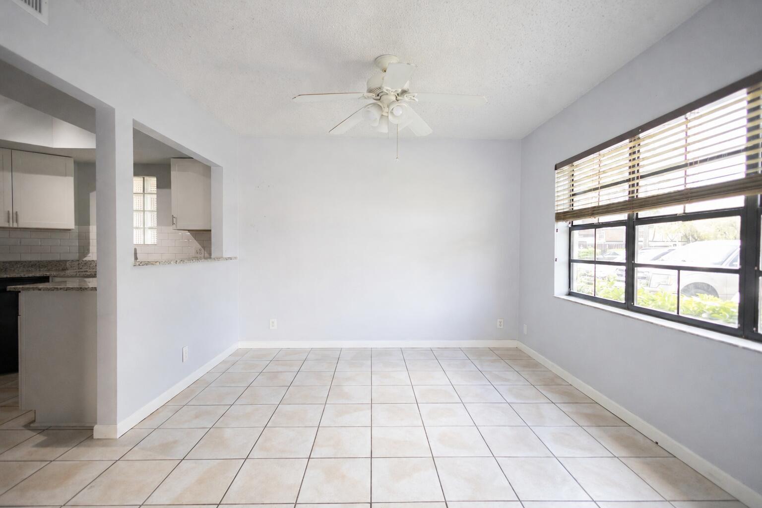 110 Weybridge Circle A, Royal Palm Beach, FL 33411, Royal Palm Beach - Photo 5