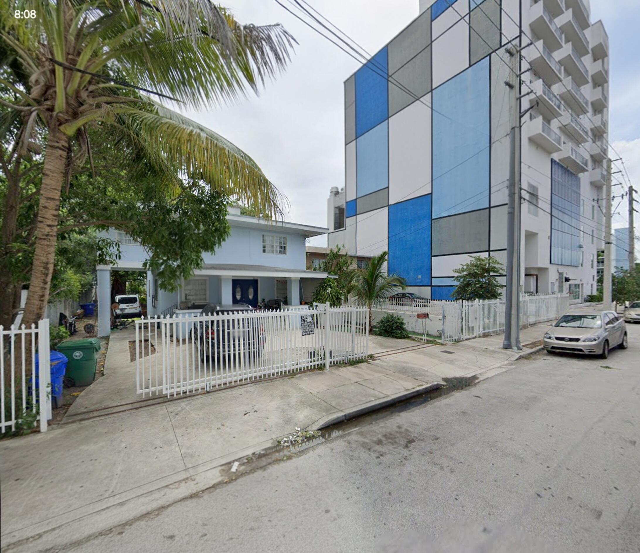 652 NW 1st Street, Miami, FL 33128, Miami