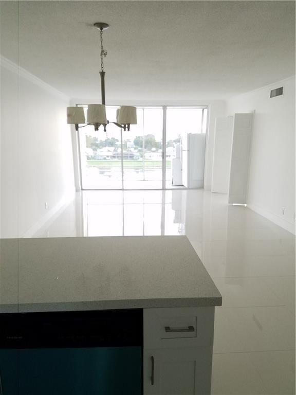 3150 N Course Lane 607, Pompano Beach, FL 33069, Pompano Beach - Photo 2