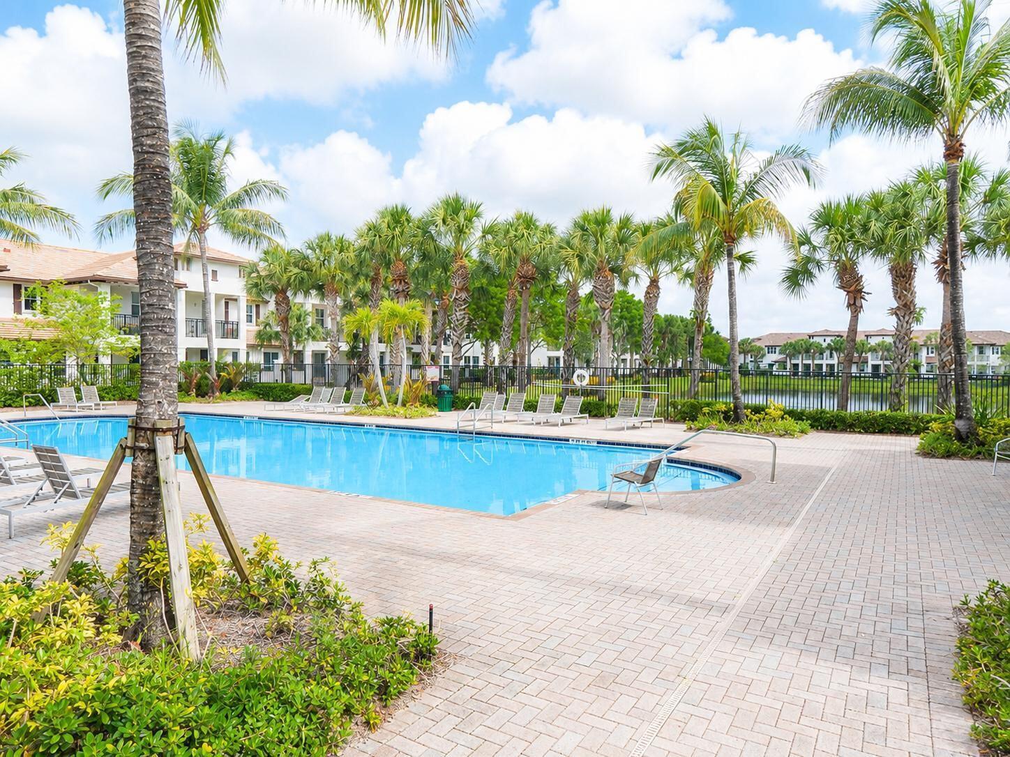 4720 Mimosa Place 909, Coconut Creek, FL 33073, Coconut Creek - Photo 5