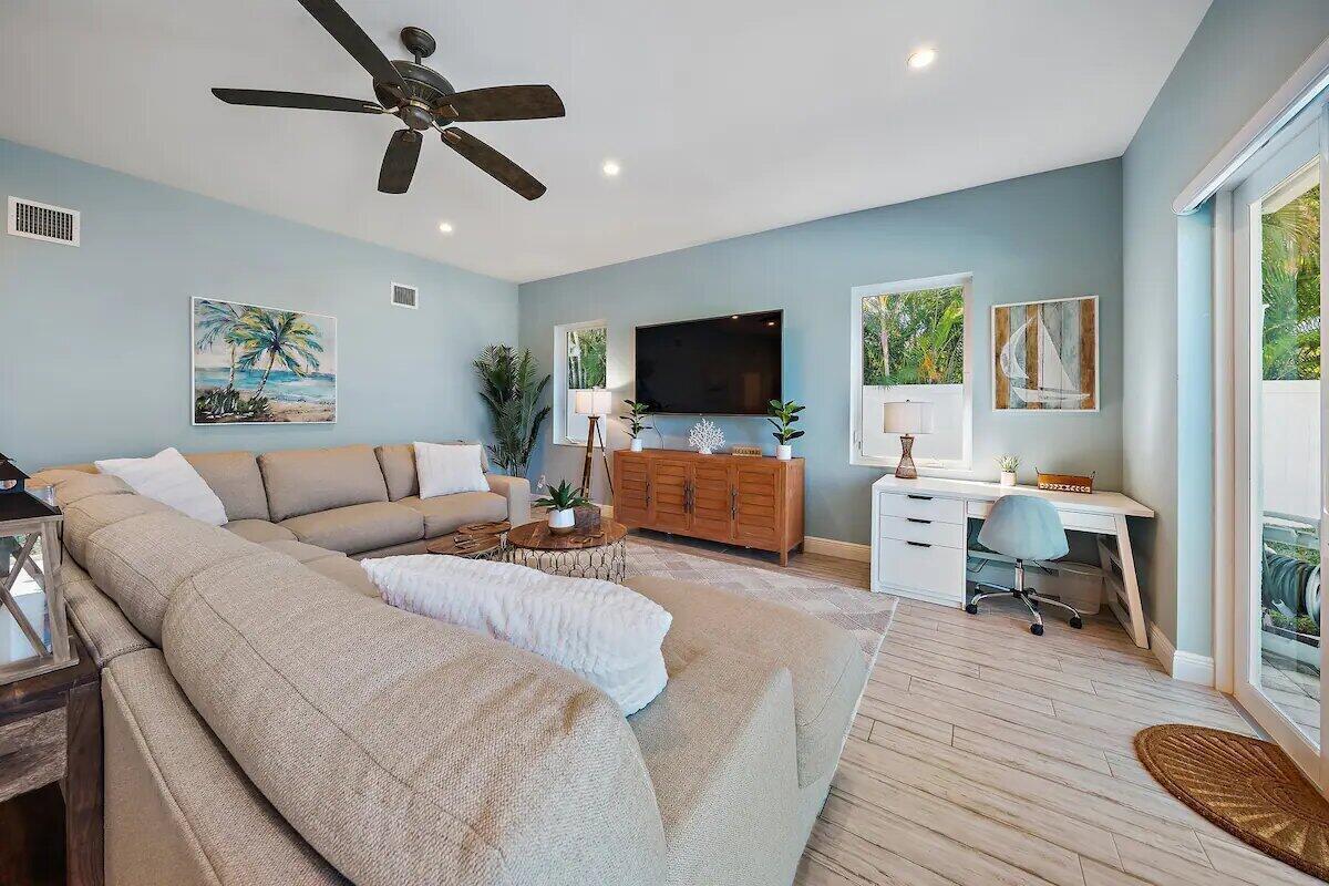 500 Sunrise Way, Juno Beach, FL 33408, Juno Beach - Photo 2