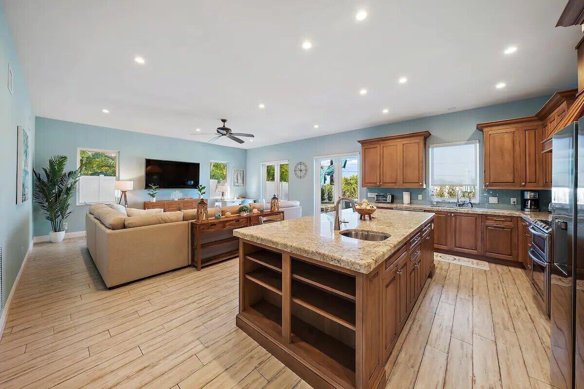 500 Sunrise Way, Juno Beach, FL 33408, Juno Beach - Photo 5