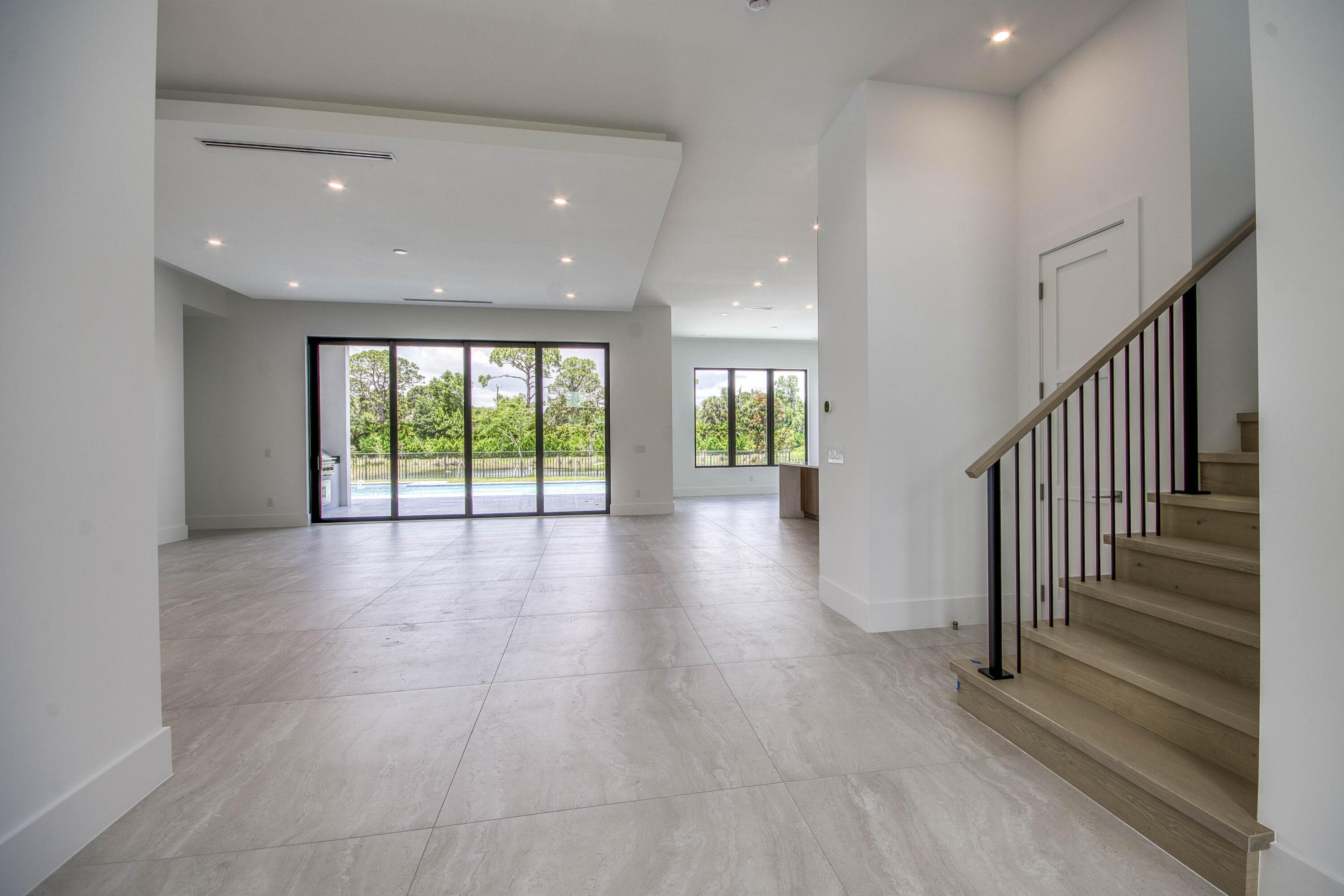 18409 Symphony Court, Jupiter, FL 33458, Jupiter - Photo 4