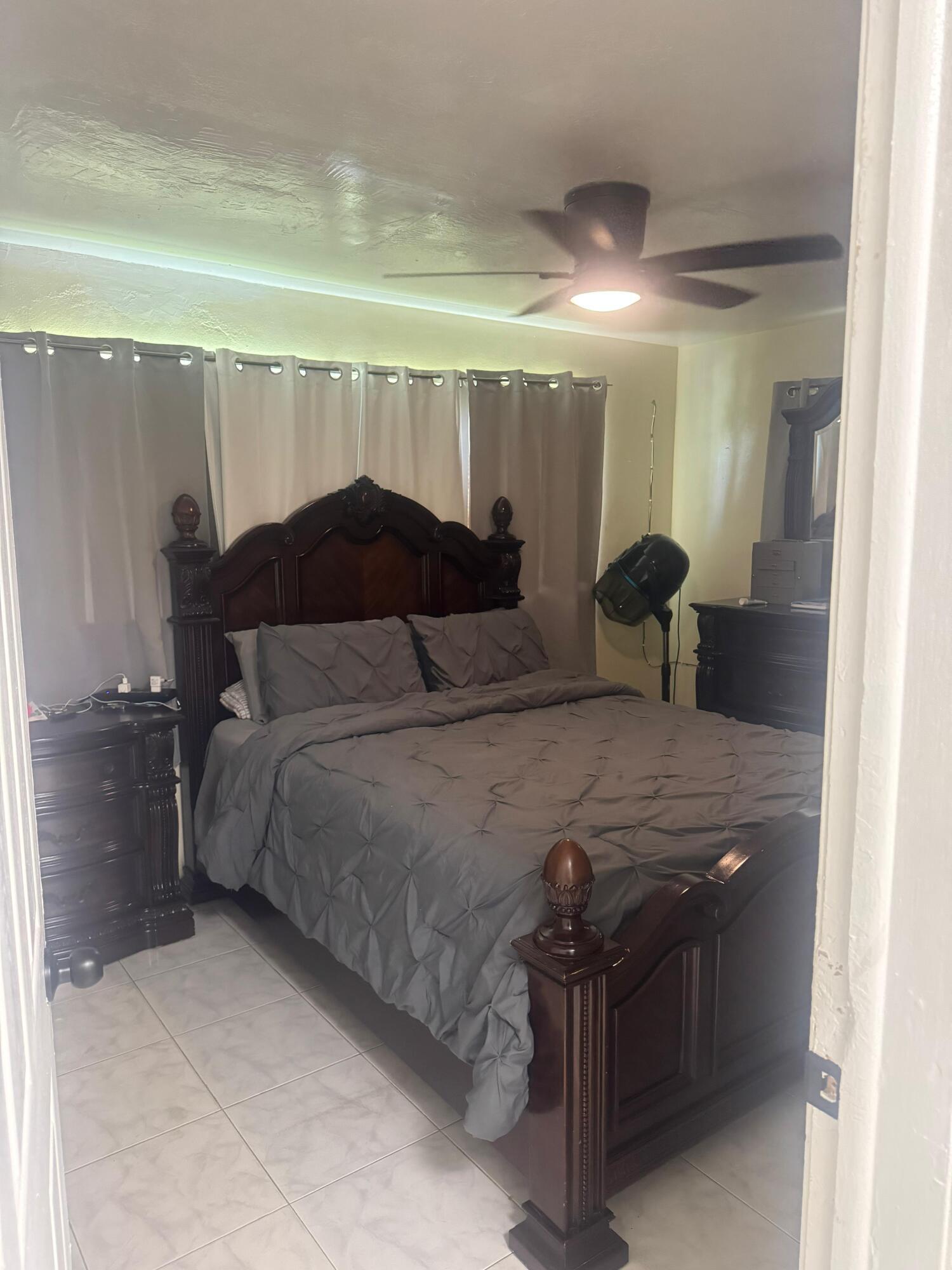 7160 NW 24th Street NW, Sunrise, FL 33313, Sunrise - Photo 3