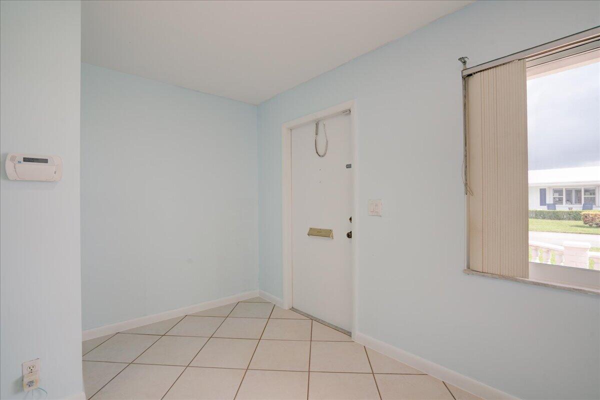 2086 SW 12th Avenue, Boynton Beach, FL 33426, Boynton Beach - Photo 4