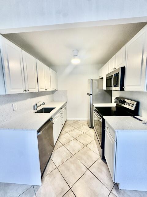 1047 Exeter C, Boca Raton, FL 33434, Boca Raton - Photo 3