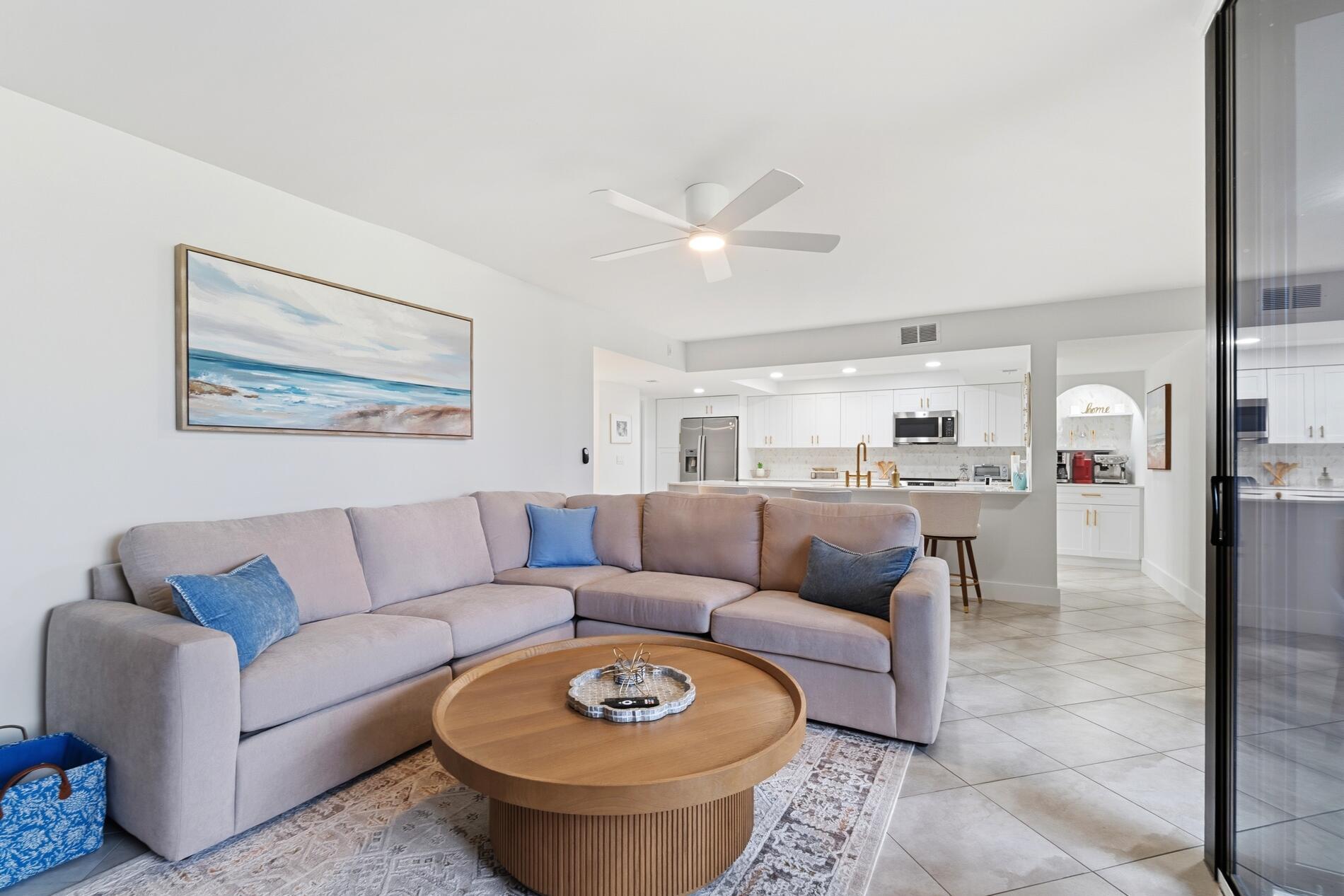 2455 Lindell Boulevard 3103, Delray Beach, FL 33444, Delray Beach - Photo 2