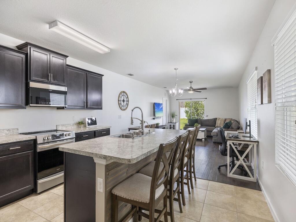 10057 SW Newberry Avenue, Port St. Lucie, FL 34987, Port St. Lucie - Photo 5