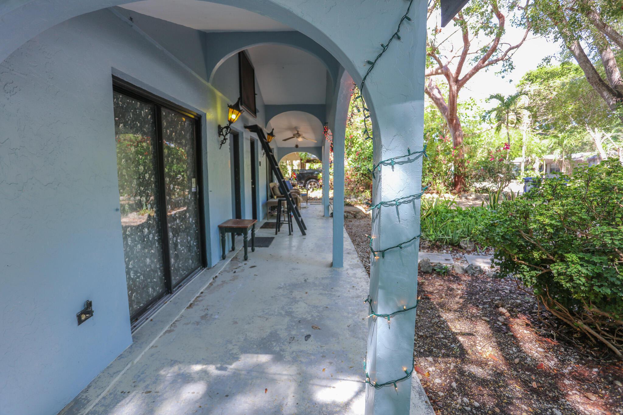 145 Casa Court Drive, Tavernier, FL 33070, Tavernier - Photo 2